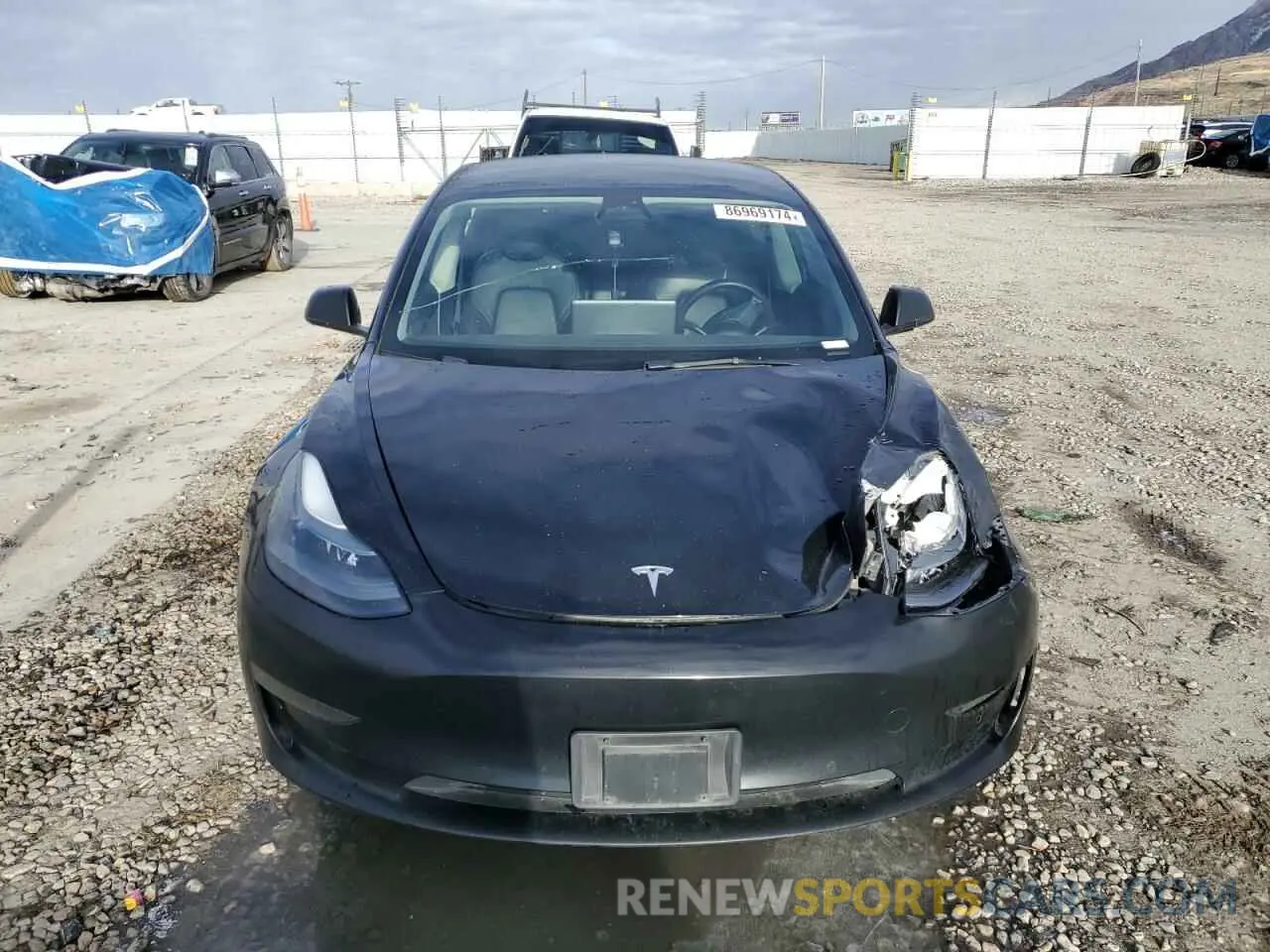 5 fotografías del automóvil dañado 5YJ3E1EB5NF125535 TESLA MODEL 3 2022