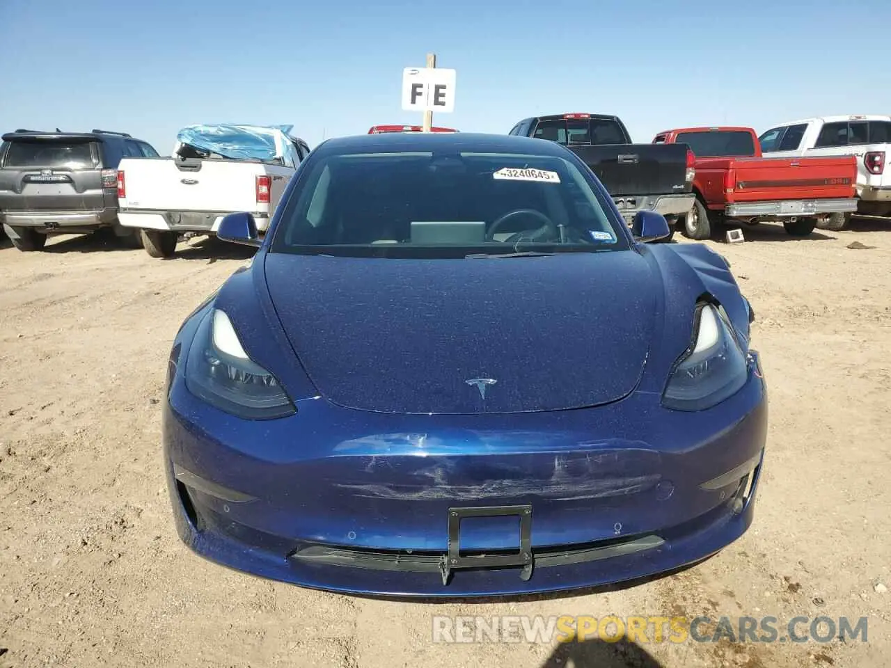 5 fotografías del automóvil dañado 5YJ3E1EB5NF190479 TESLA MODEL 3 2022