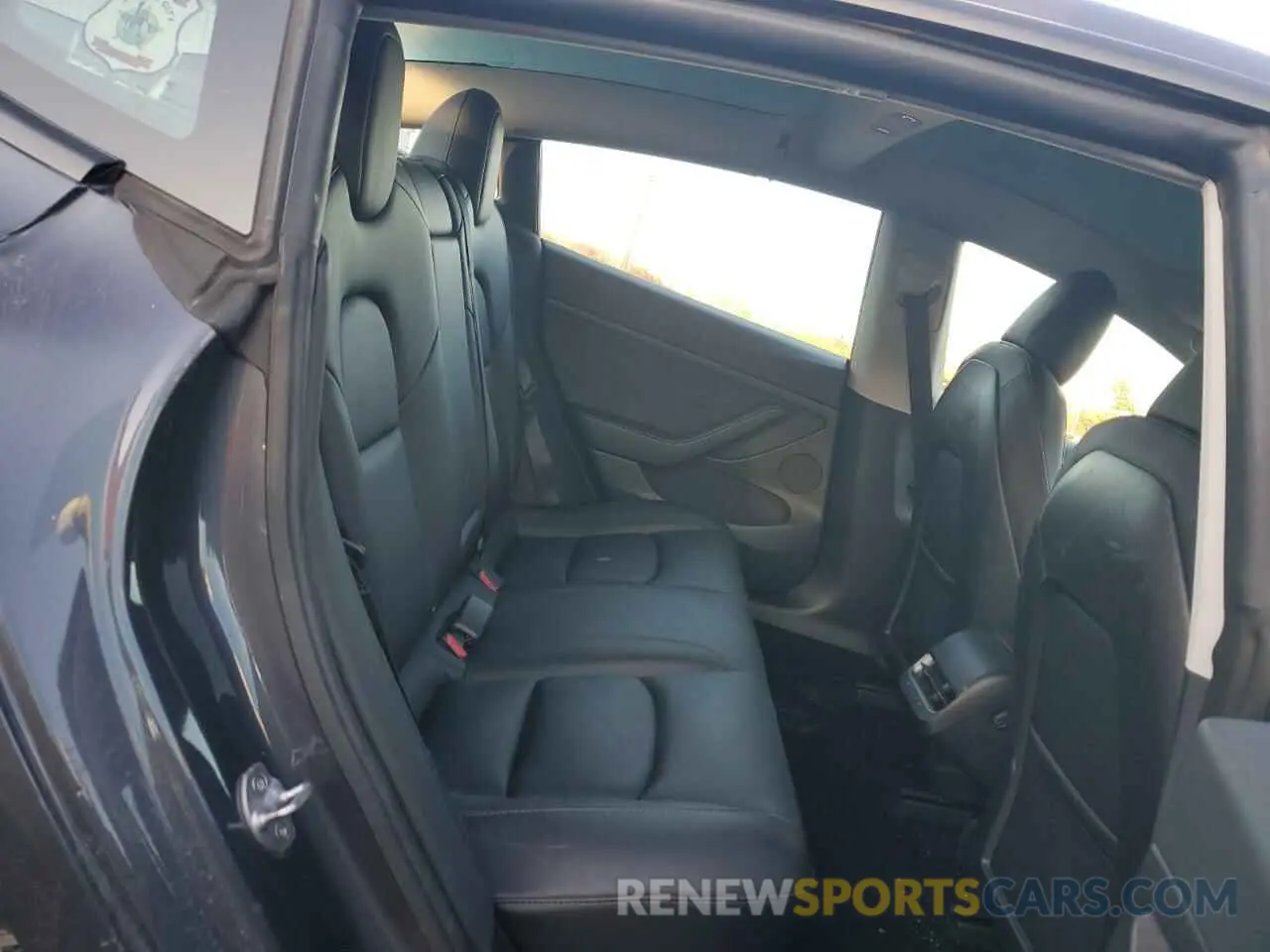10 fotografías del automóvil dañado 5YJ3E1EB5NF204025 TESLA MODEL 3 2022