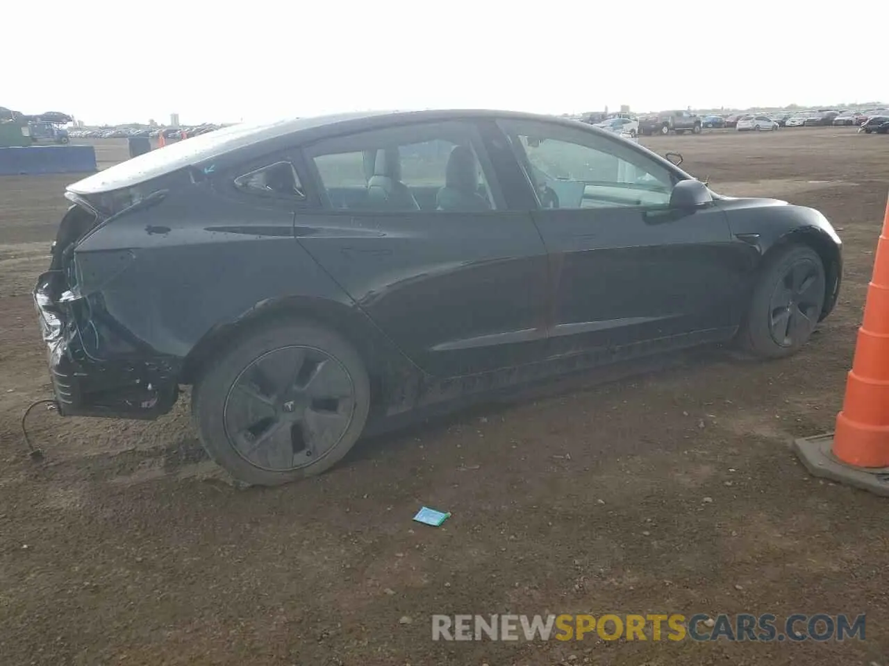 3 fotografías del automóvil dañado 5YJ3E1EB5NF206051 TESLA MODEL 3 2022