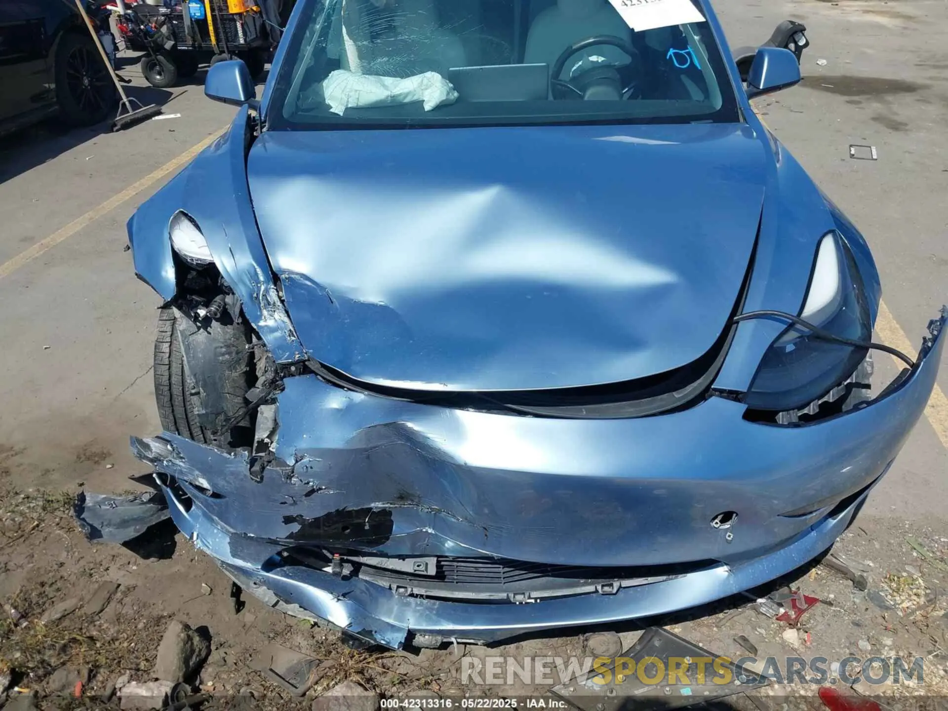 11 fotografías del automóvil dañado 5YJ3E1EB5NF270106 TESLA MODEL 3 2022