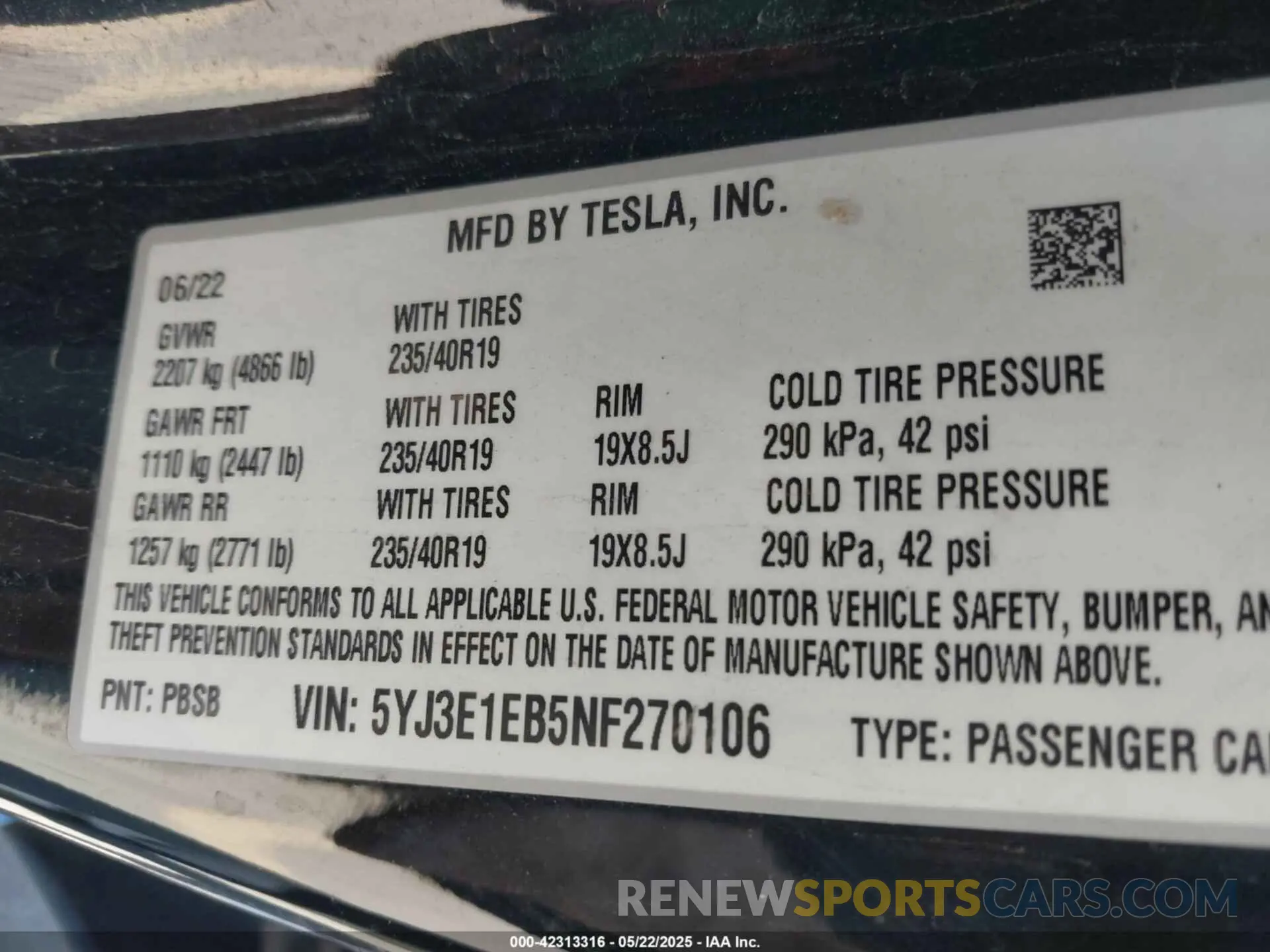 9 fotografías del automóvil dañado 5YJ3E1EB5NF270106 TESLA MODEL 3 2022