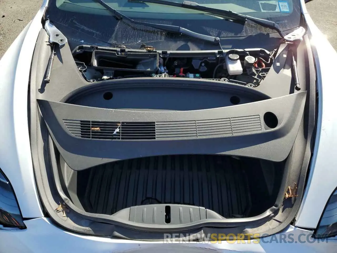 11 fotografías del automóvil dañado 5YJ3E1EB5NF270669 TESLA MODEL 3 2022