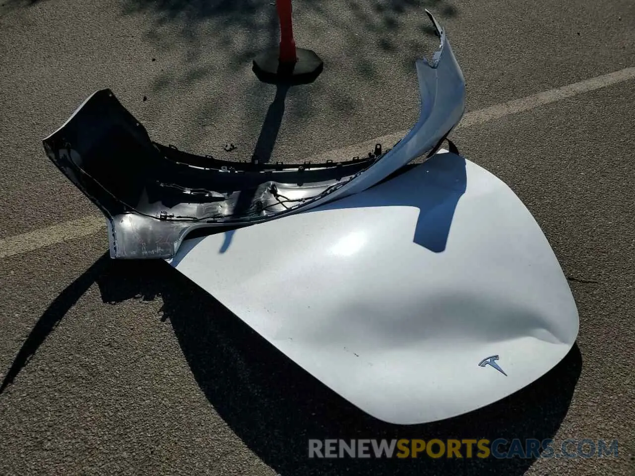 12 fotografías del automóvil dañado 5YJ3E1EB5NF270669 TESLA MODEL 3 2022