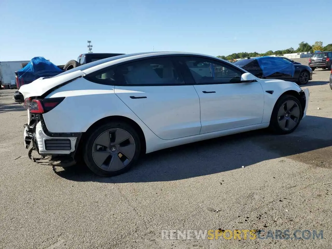 3 fotografías del automóvil dañado 5YJ3E1EB5NF270669 TESLA MODEL 3 2022