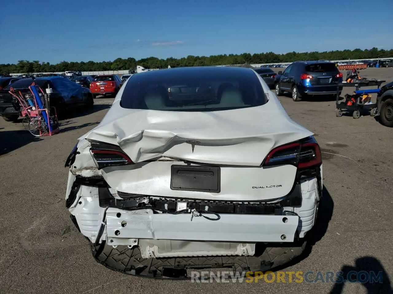 6 fotografías del automóvil dañado 5YJ3E1EB5NF270669 TESLA MODEL 3 2022