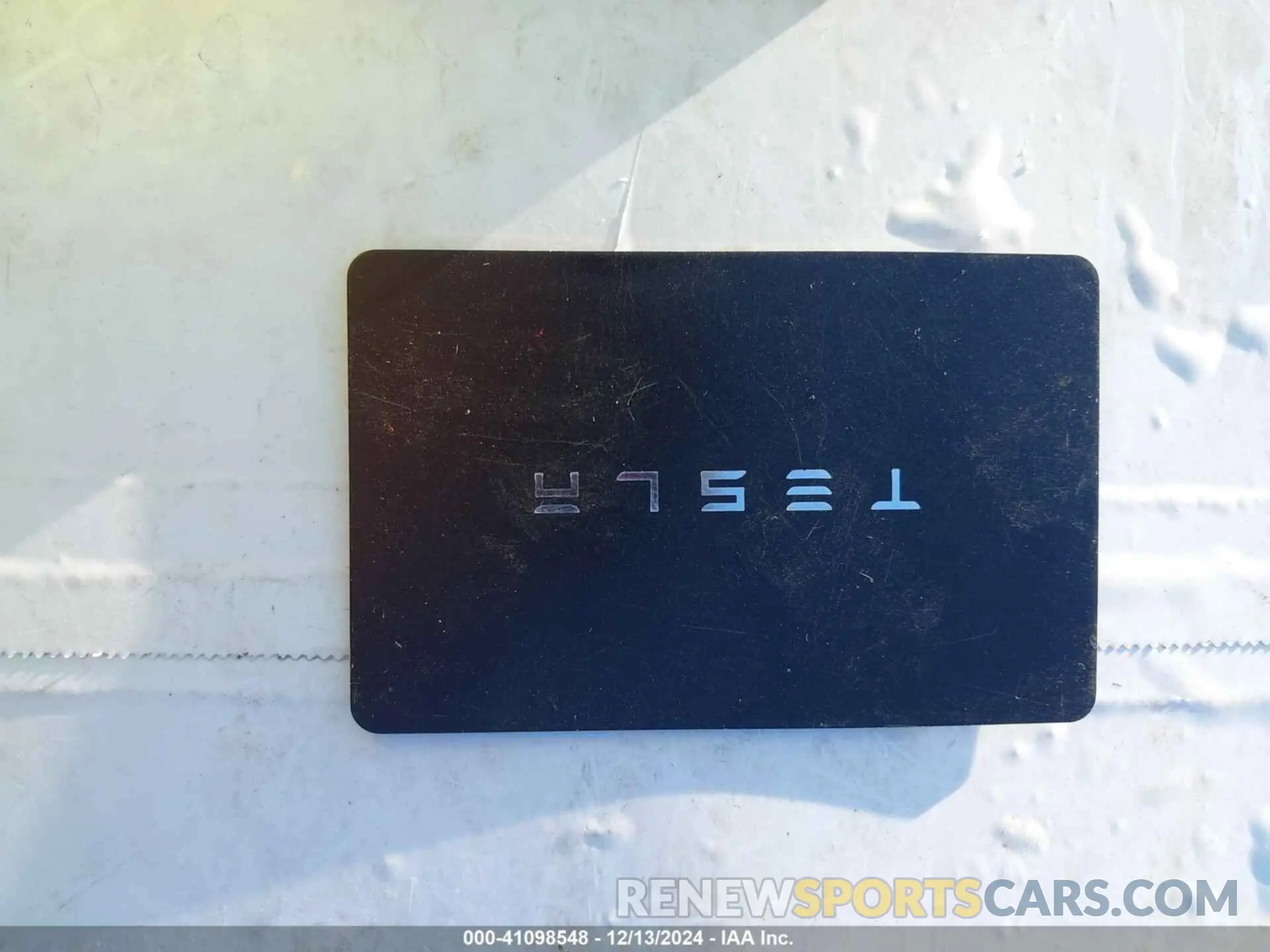 11 fotografías del automóvil dañado 5YJ3E1EB5NF313360 TESLA MODEL 3 2022