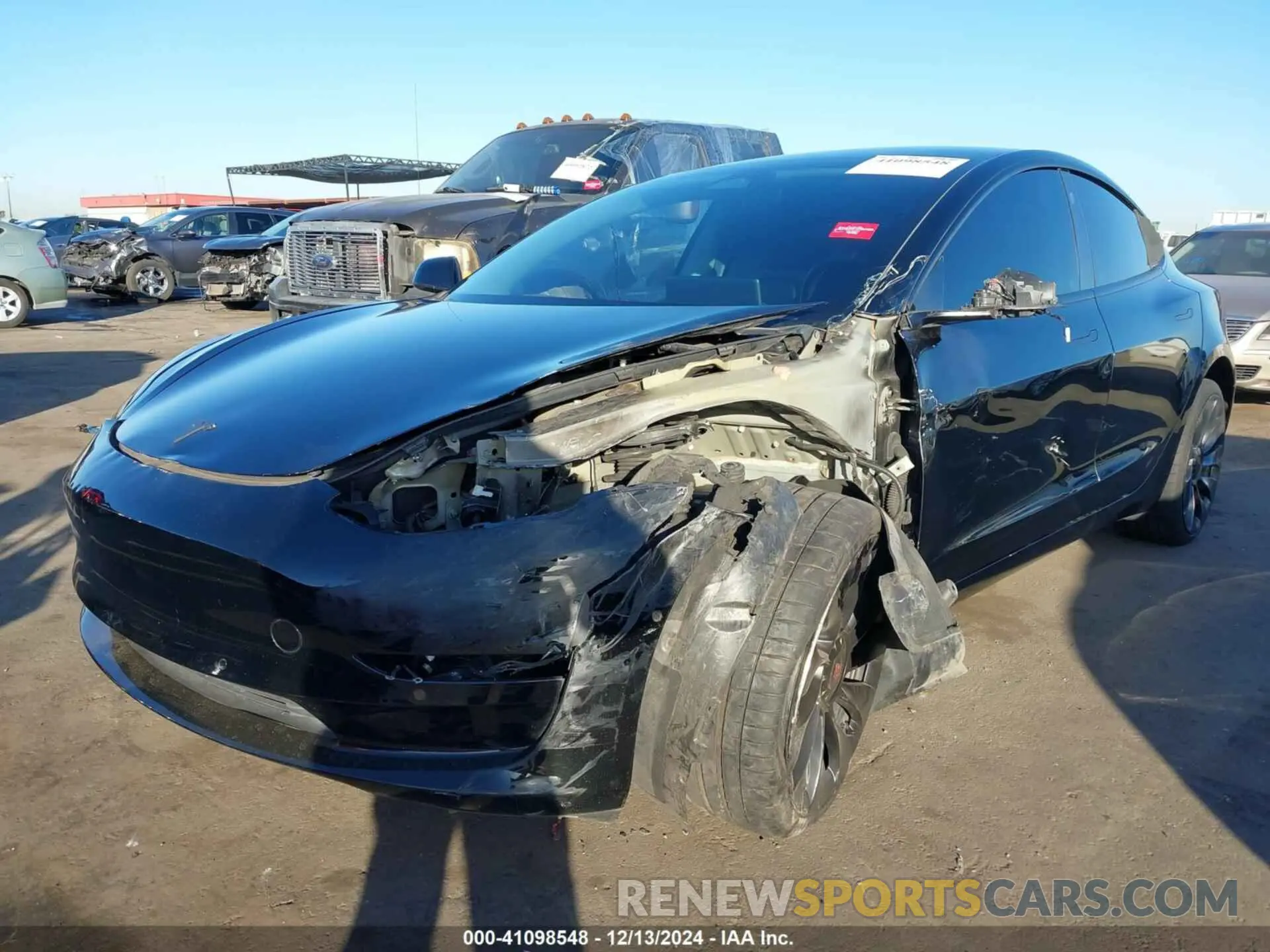 6 fotografías del automóvil dañado 5YJ3E1EB5NF313360 TESLA MODEL 3 2022