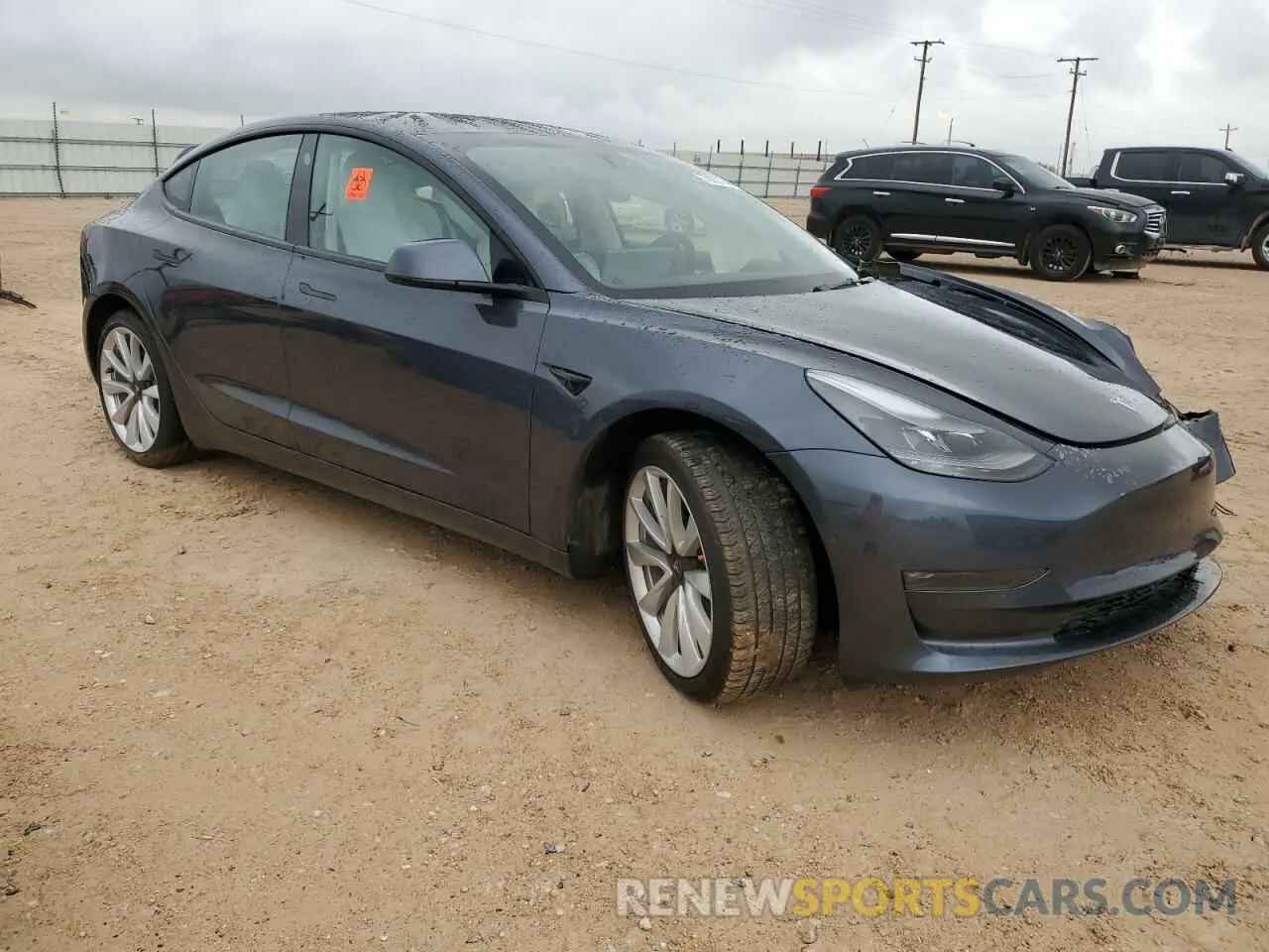 4 fotografías del automóvil dañado 5YJ3E1EB5NF330658 TESLA MODEL 3 2022