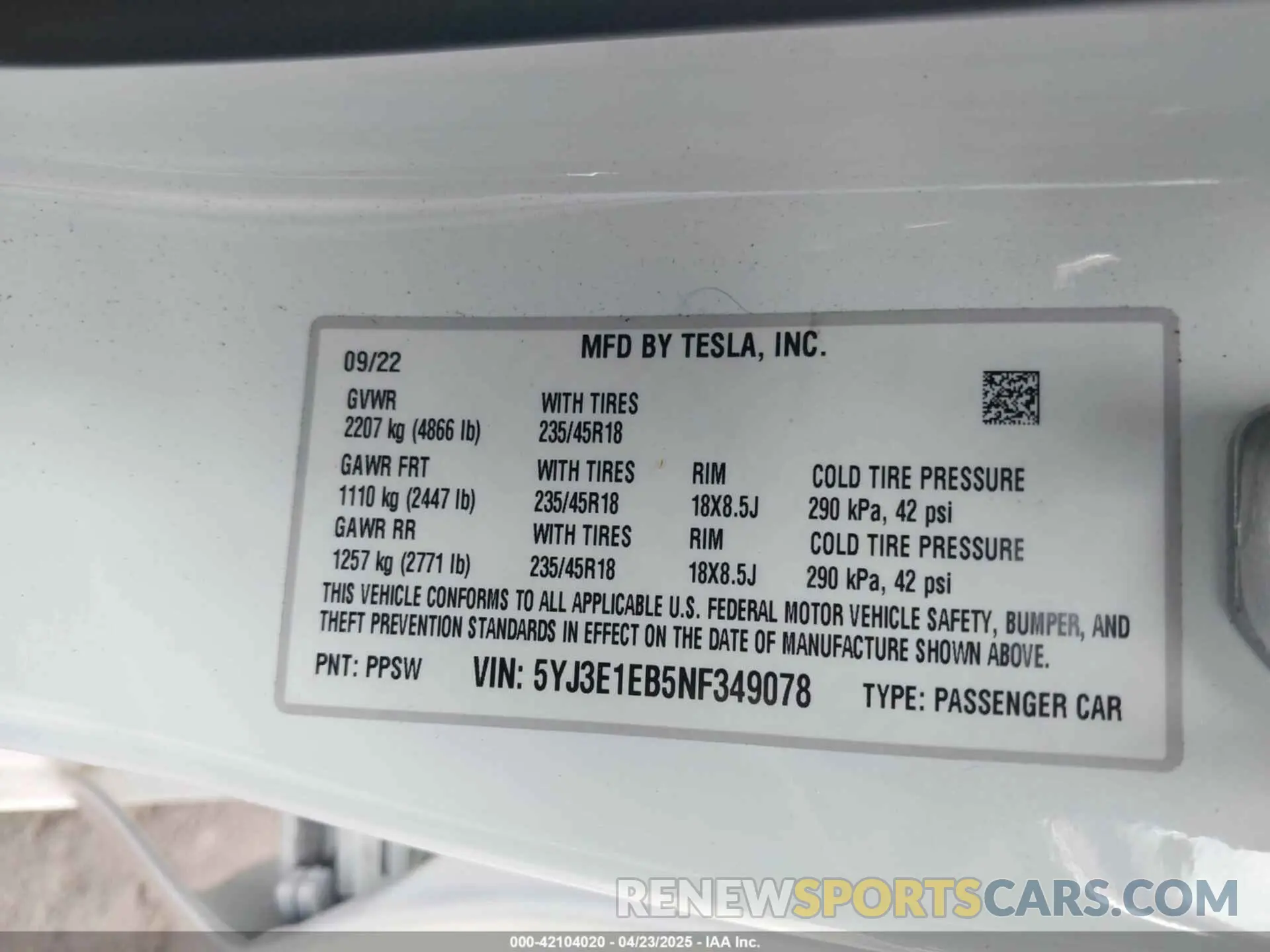 9 fotografías del automóvil dañado 5YJ3E1EB5NF349078 TESLA MODEL 3 2022