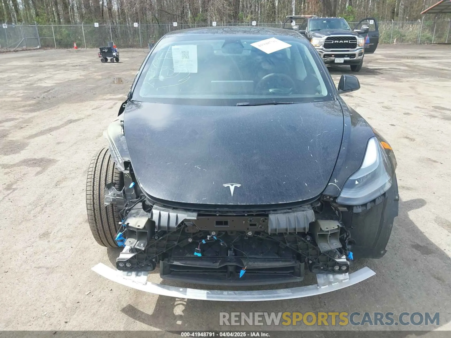 13 fotografías del automóvil dañado 5YJ3E1EB6NF109067 TESLA MODEL 3 2022