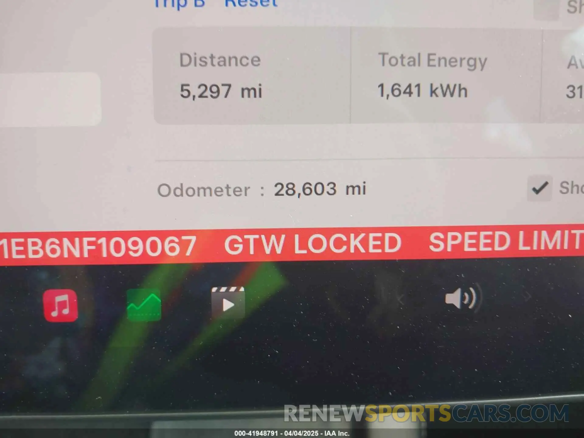 16 fotografías del automóvil dañado 5YJ3E1EB6NF109067 TESLA MODEL 3 2022