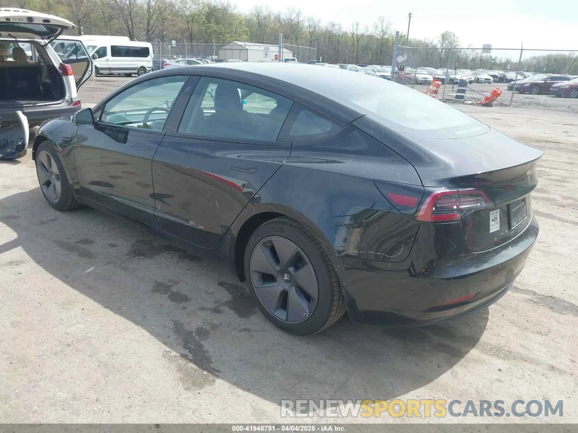 3 fotografías del automóvil dañado 5YJ3E1EB6NF109067 TESLA MODEL 3 2022