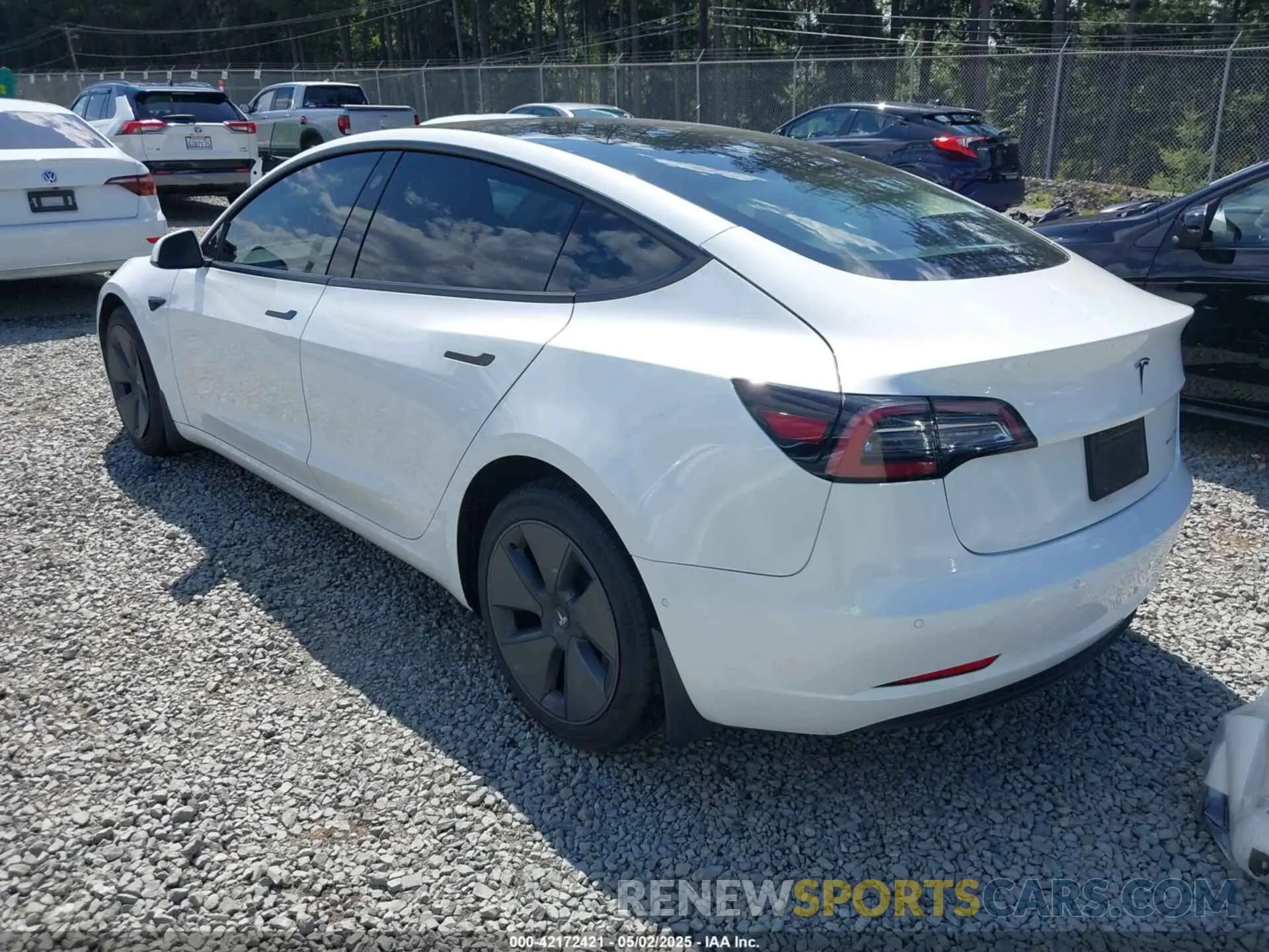 3 fotografías del automóvil dañado 5YJ3E1EB6NF110719 TESLA MODEL 3 2022