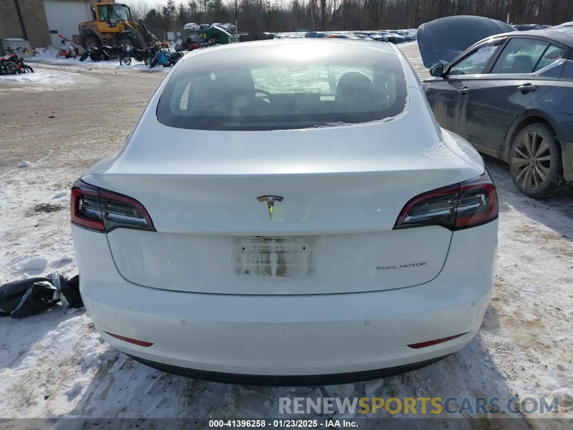 15 fotografías del automóvil dañado 5YJ3E1EB6NF114723 TESLA MODEL 3 2022