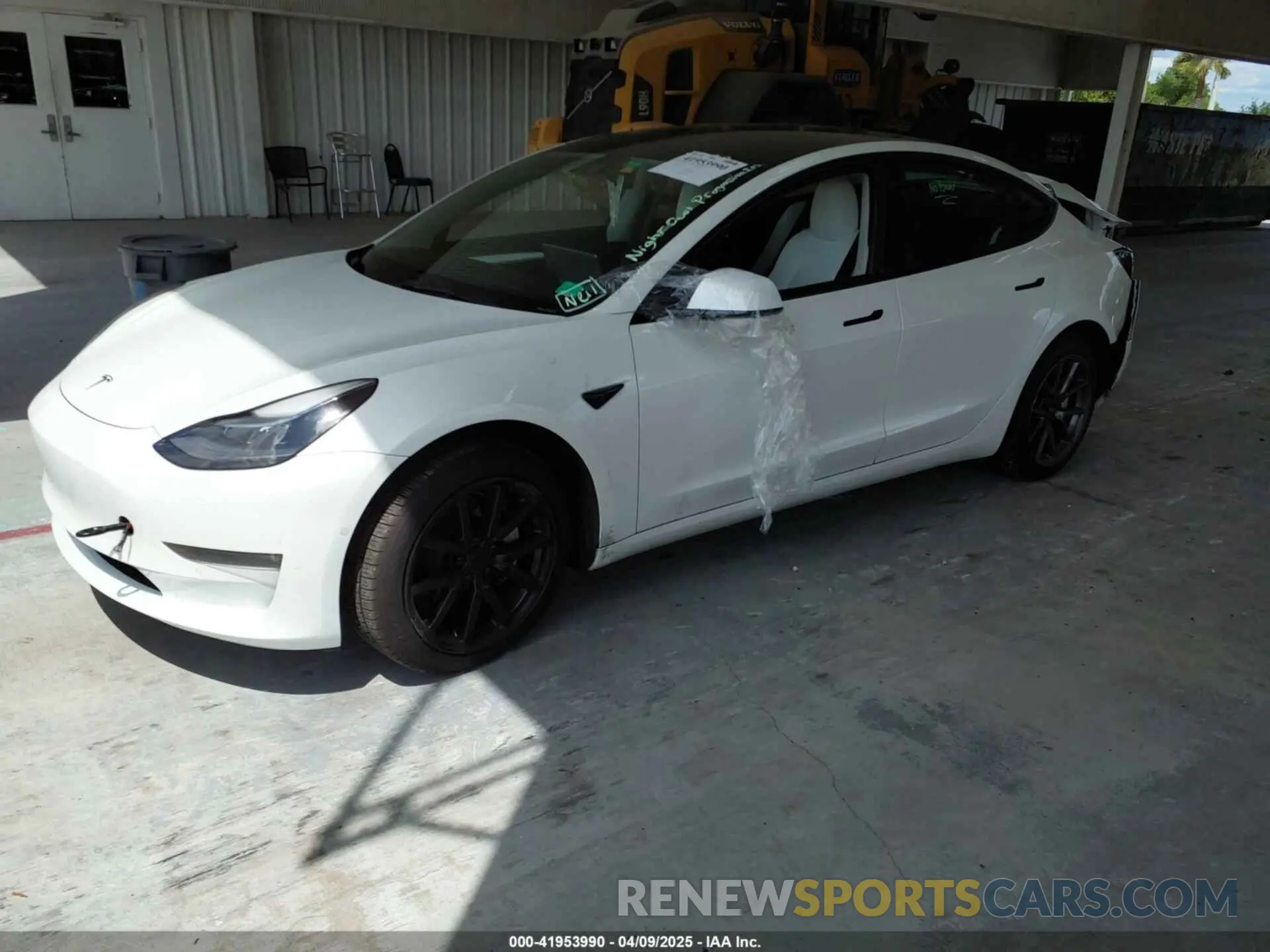 2 fotografías del automóvil dañado 5YJ3E1EB6NF115533 TESLA MODEL 3 2022