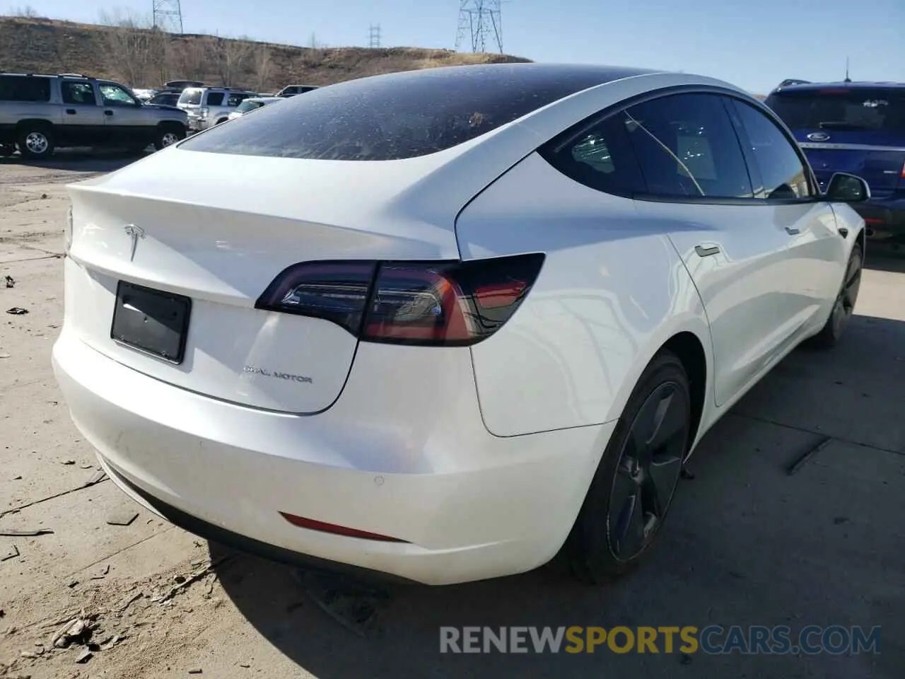 4 fotografías del automóvil dañado 5YJ3E1EB6NF131618 TESLA MODEL 3 2022