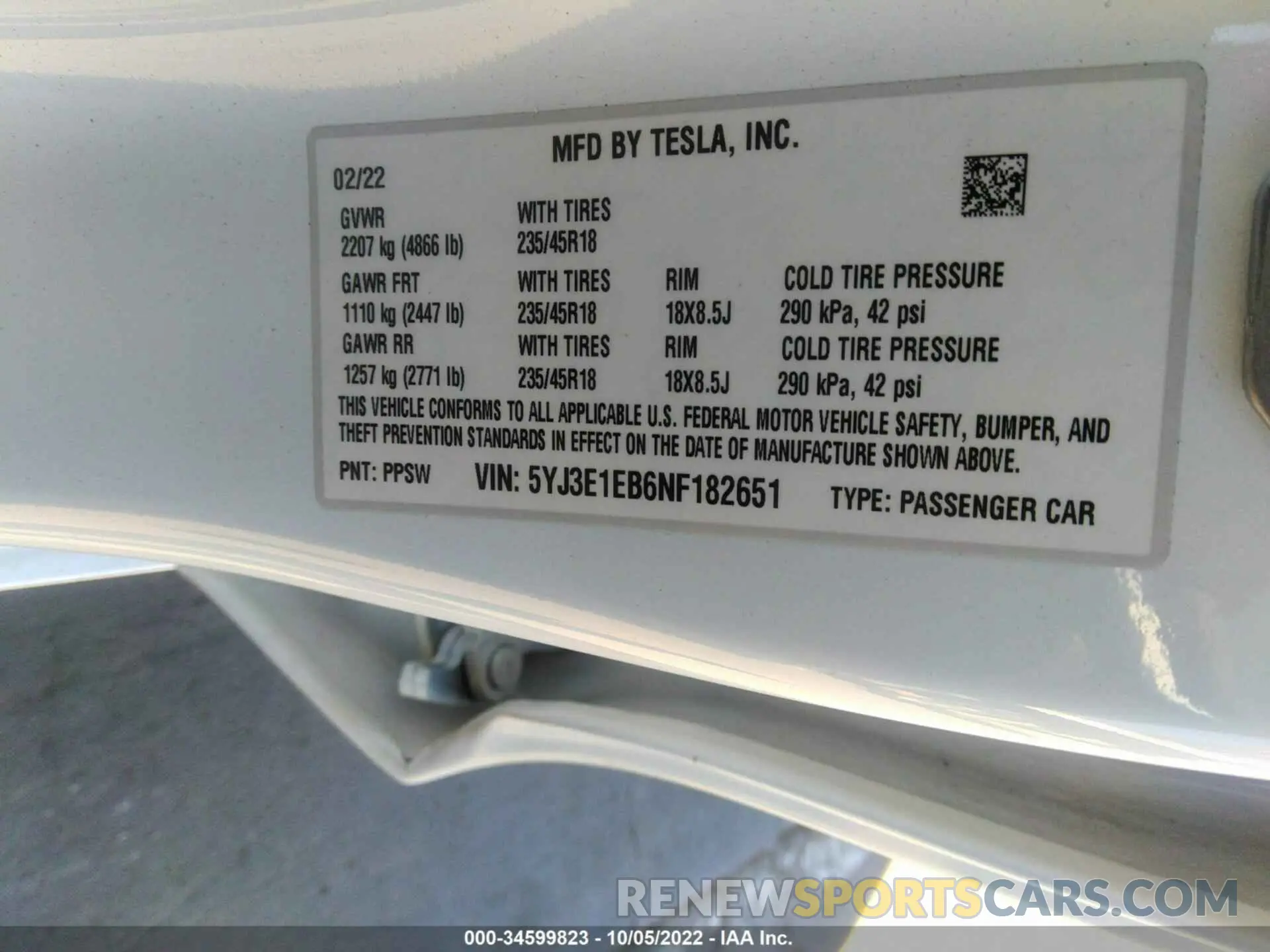 9 fotografías del automóvil dañado 5YJ3E1EB6NF182651 TESLA MODEL 3 2022