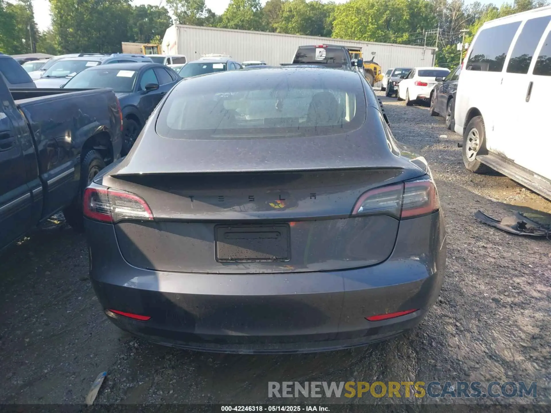 15 fotografías del automóvil dañado 5YJ3E1EB6NF189096 TESLA MODEL 3 2022