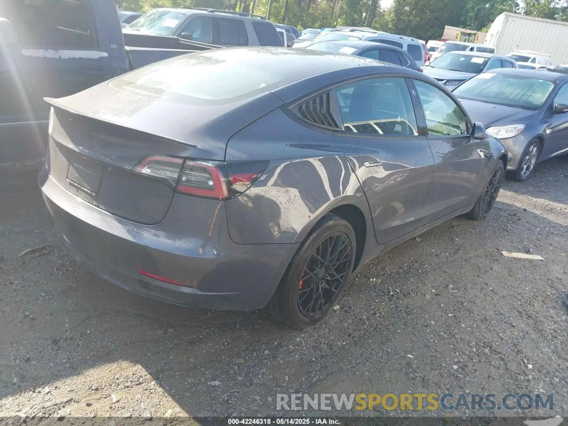 4 fotografías del automóvil dañado 5YJ3E1EB6NF189096 TESLA MODEL 3 2022