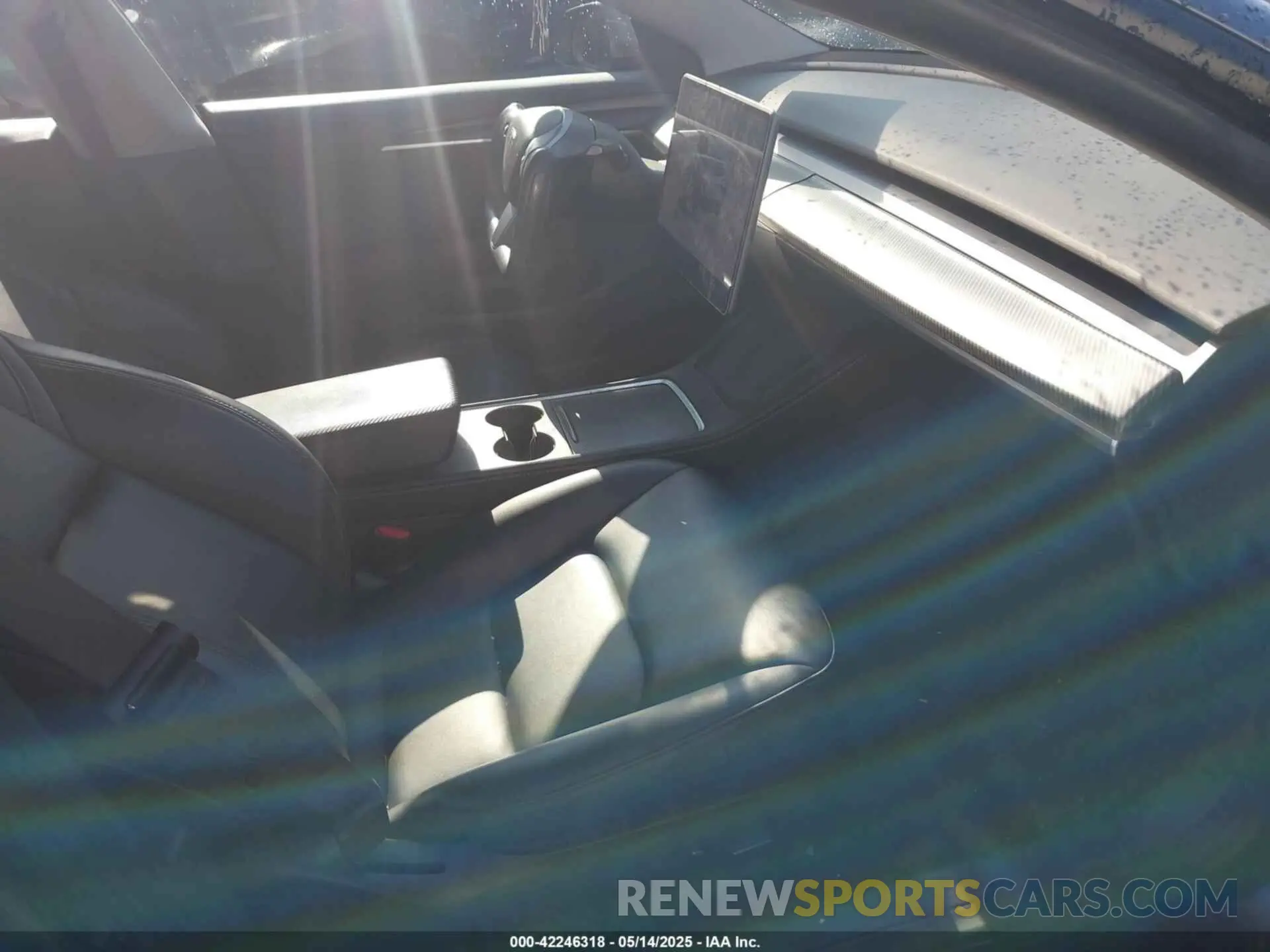 5 fotografías del automóvil dañado 5YJ3E1EB6NF189096 TESLA MODEL 3 2022
