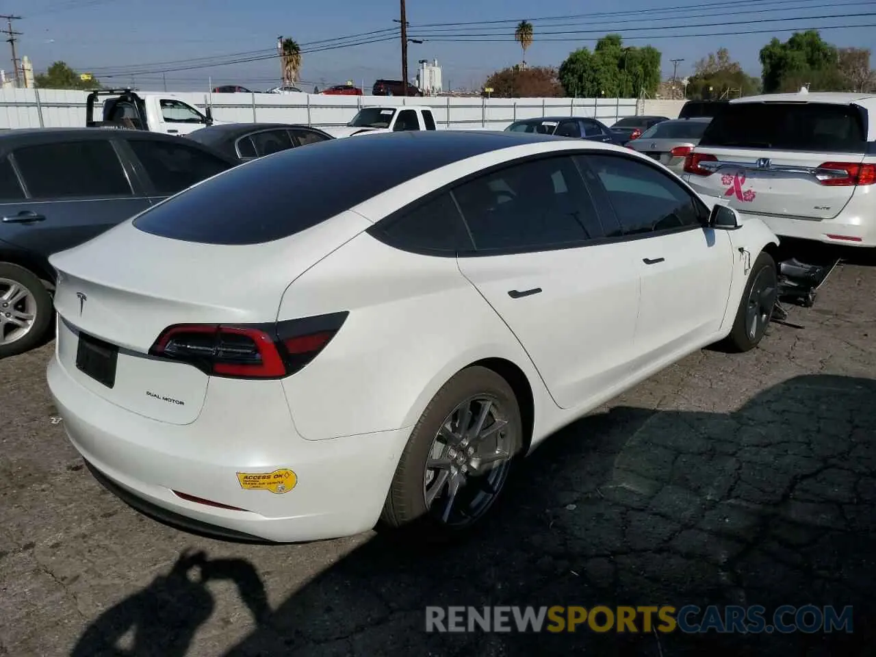 3 fotografías del automóvil dañado 5YJ3E1EB6NF207936 TESLA MODEL 3 2022