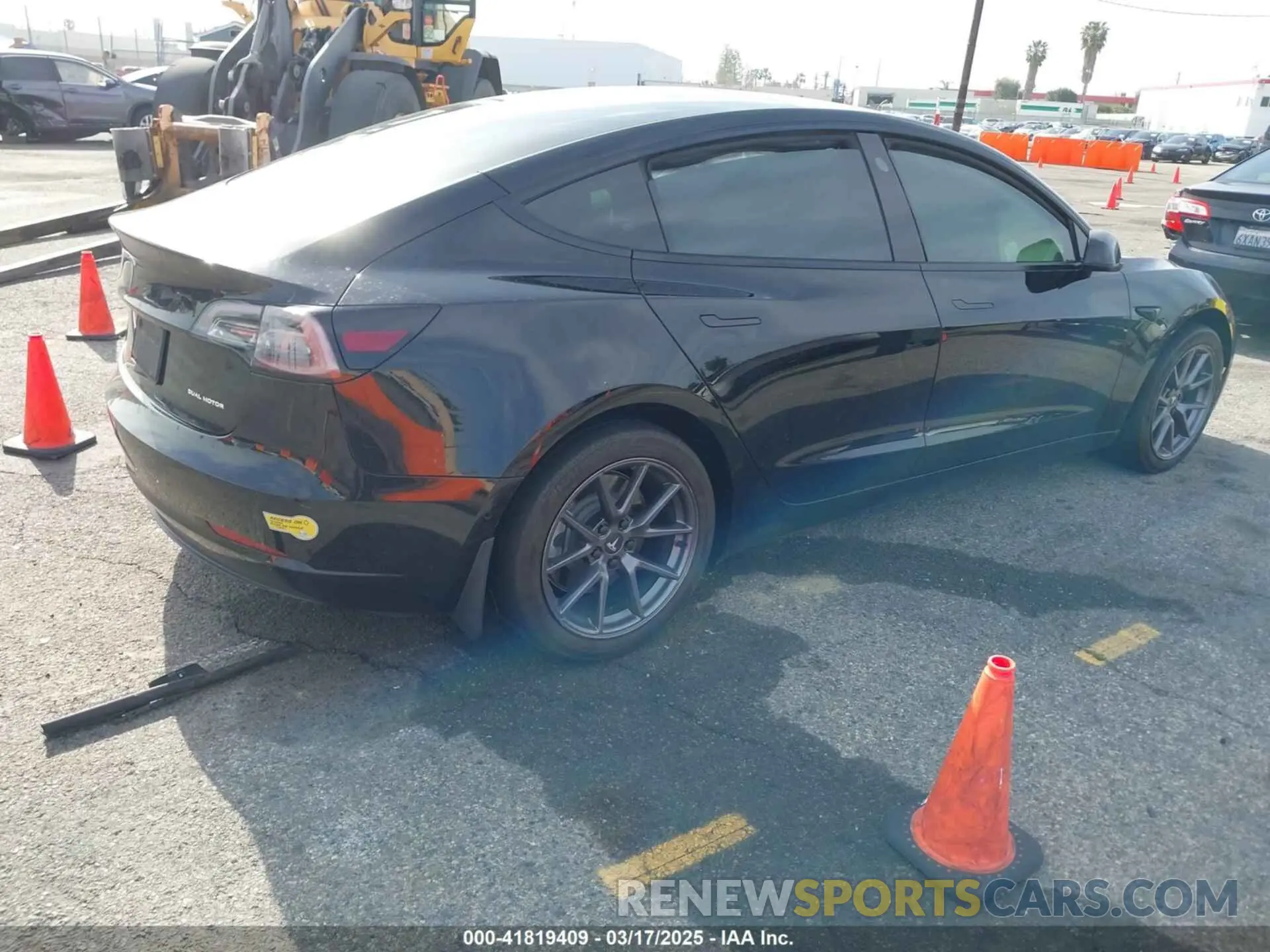 4 fotografías del automóvil dañado 5YJ3E1EB6NF233131 TESLA MODEL 3 2022