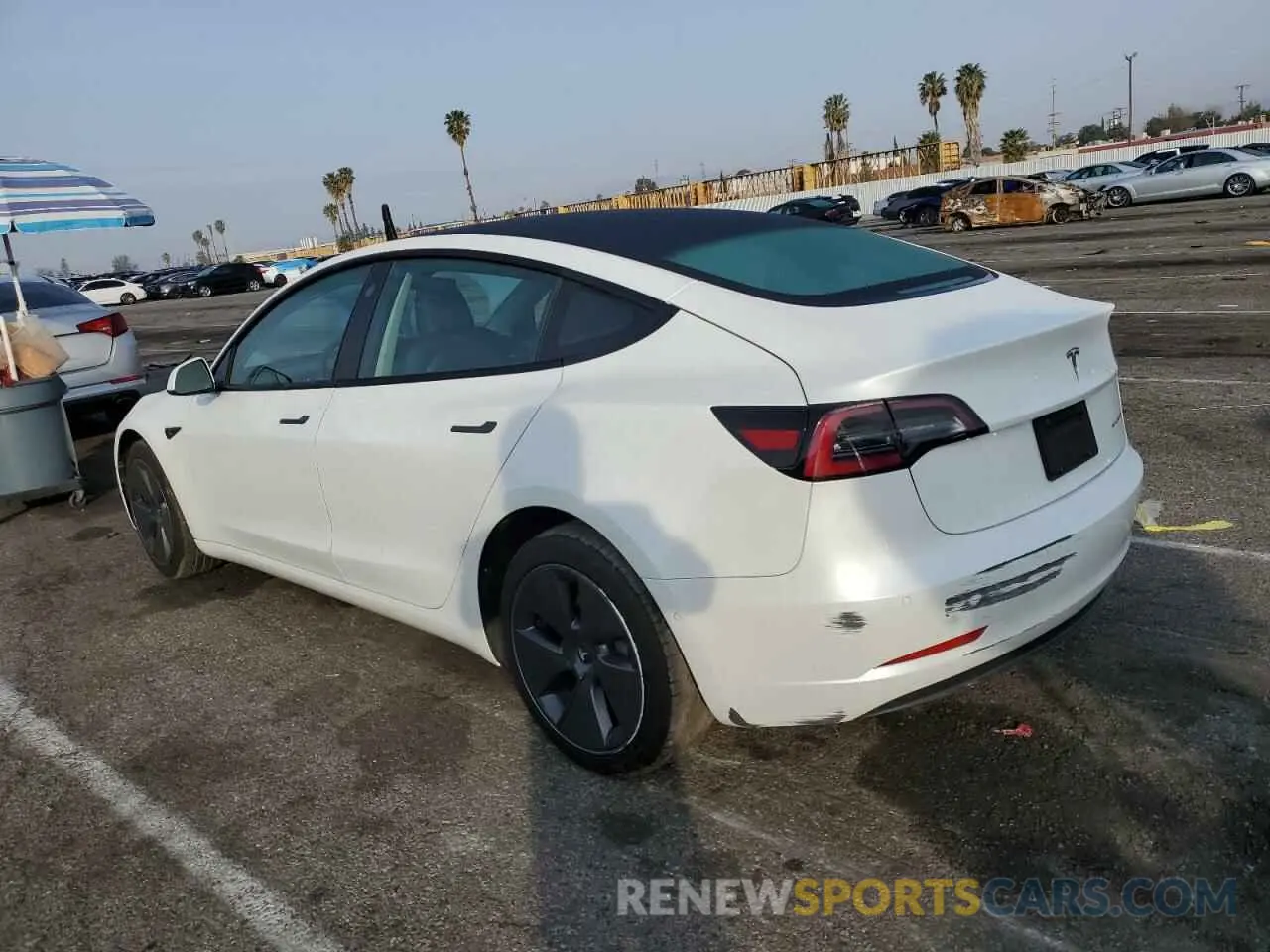2 fotografías del automóvil dañado 5YJ3E1EB6NF238796 TESLA MODEL 3 2022