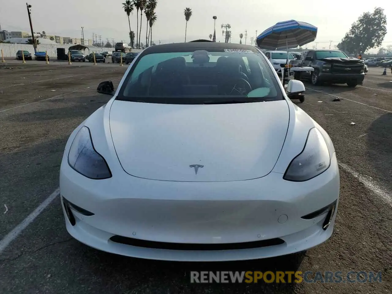 5 fotografías del automóvil dañado 5YJ3E1EB6NF238796 TESLA MODEL 3 2022