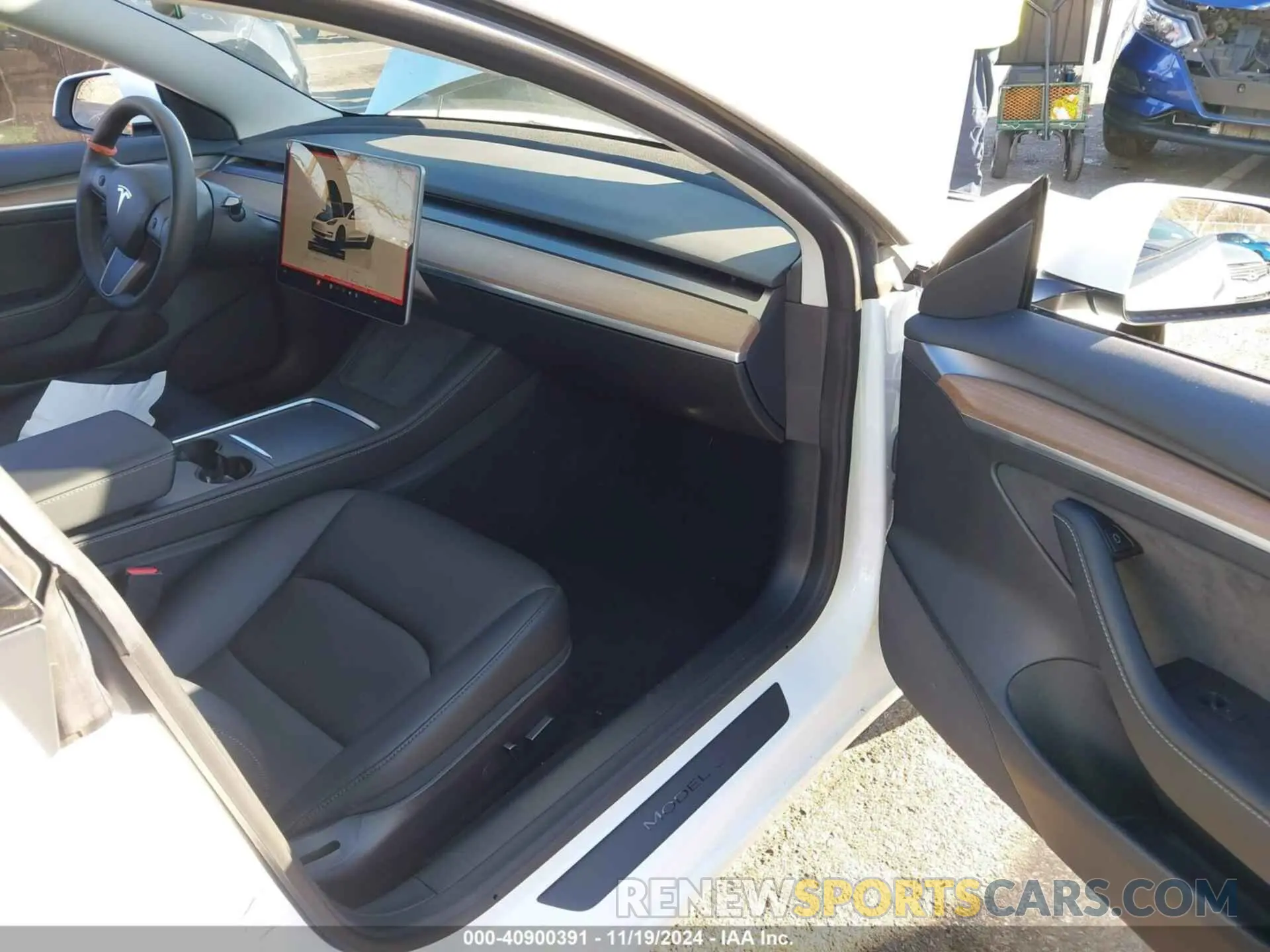 5 fotografías del automóvil dañado 5YJ3E1EB6NF248812 TESLA MODEL 3 2022