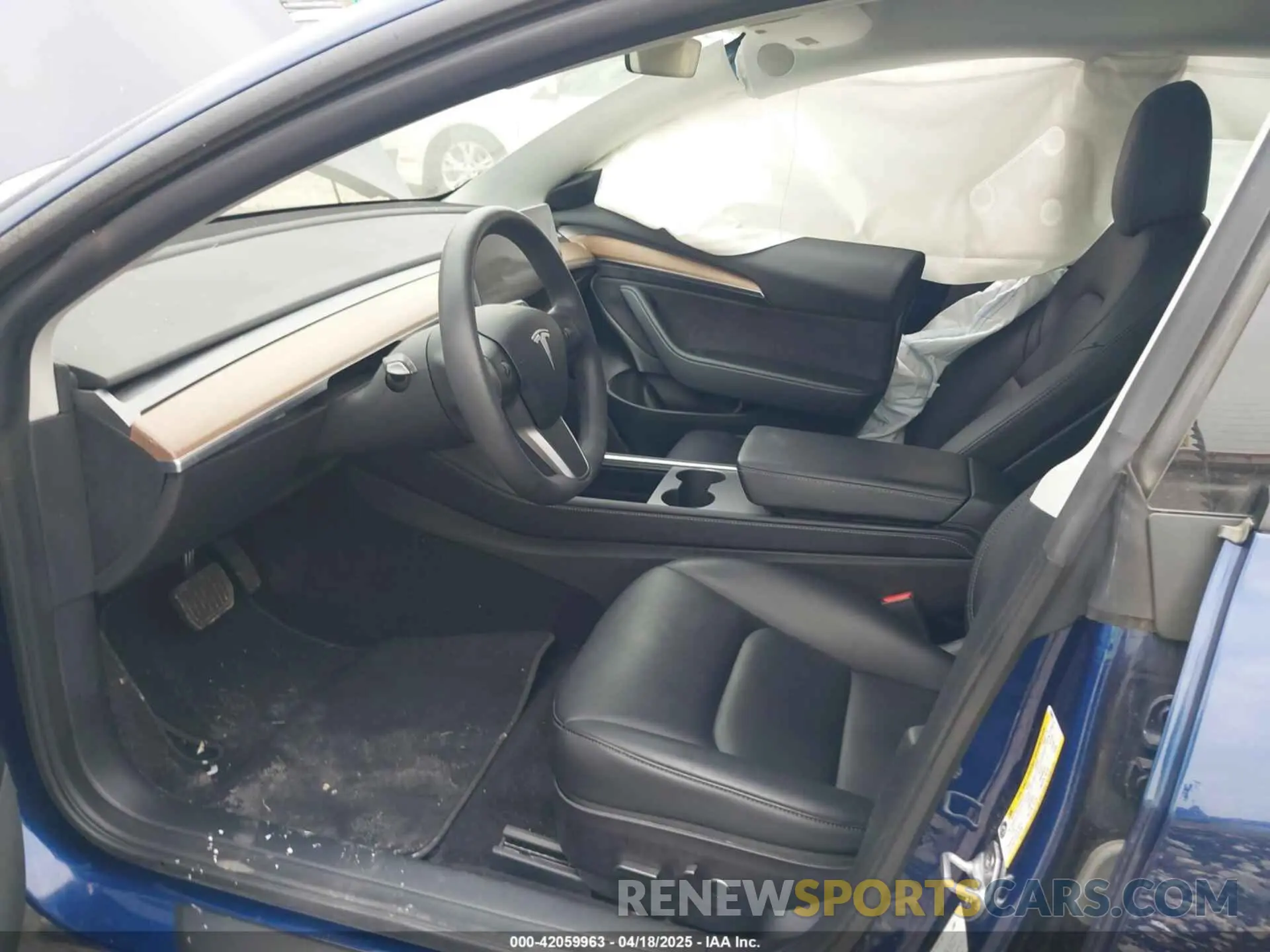 5 fotografías del automóvil dañado 5YJ3E1EB6NF250866 TESLA MODEL 3 2022