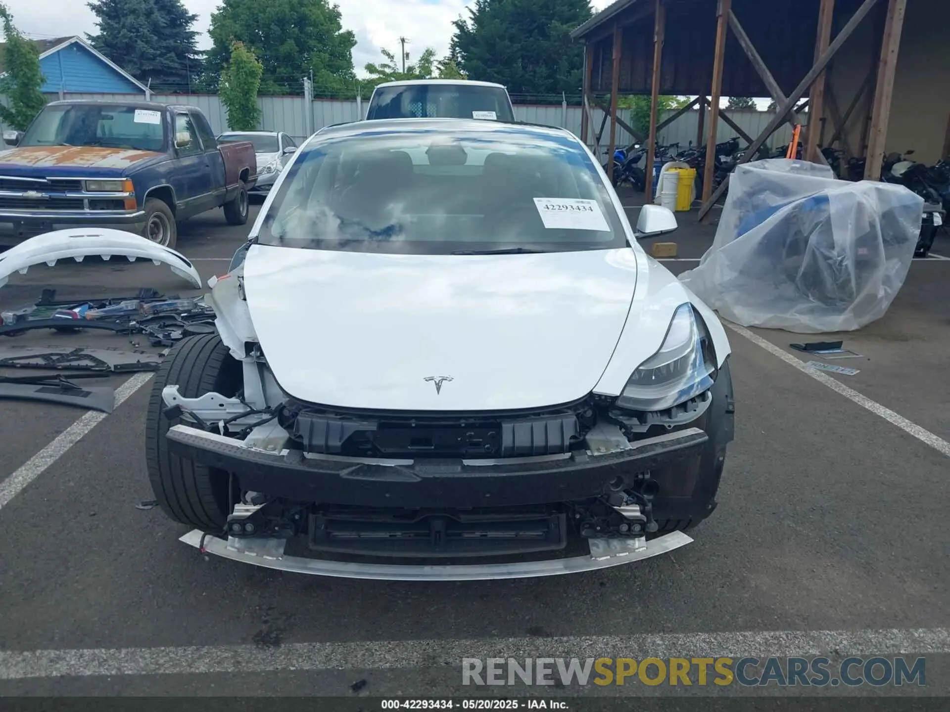 13 fotografías del automóvil dañado 5YJ3E1EB6NF250964 TESLA MODEL 3 2022