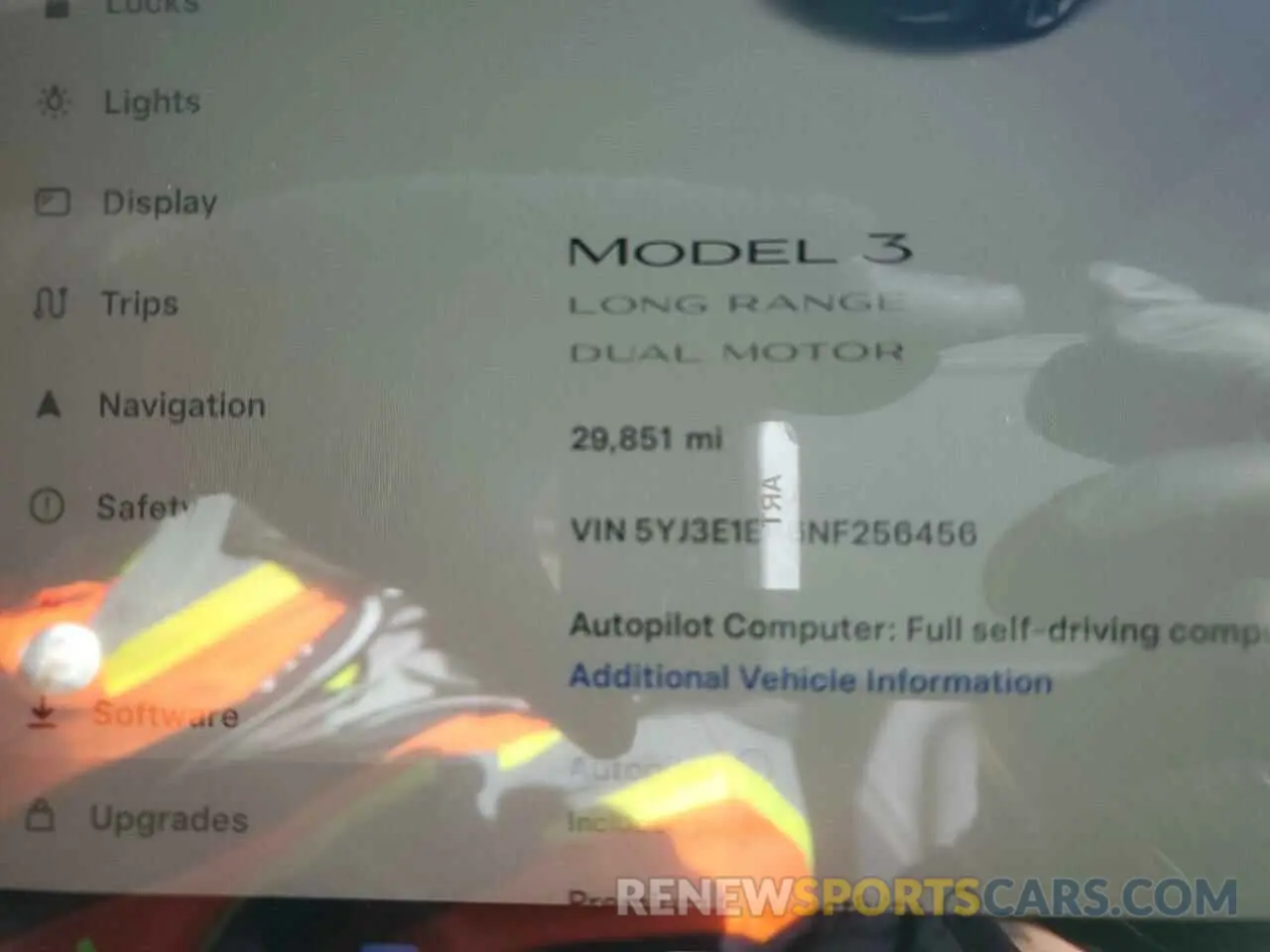 9 fotografías del automóvil dañado 5YJ3E1EB6NF256456 TESLA MODEL 3 2022