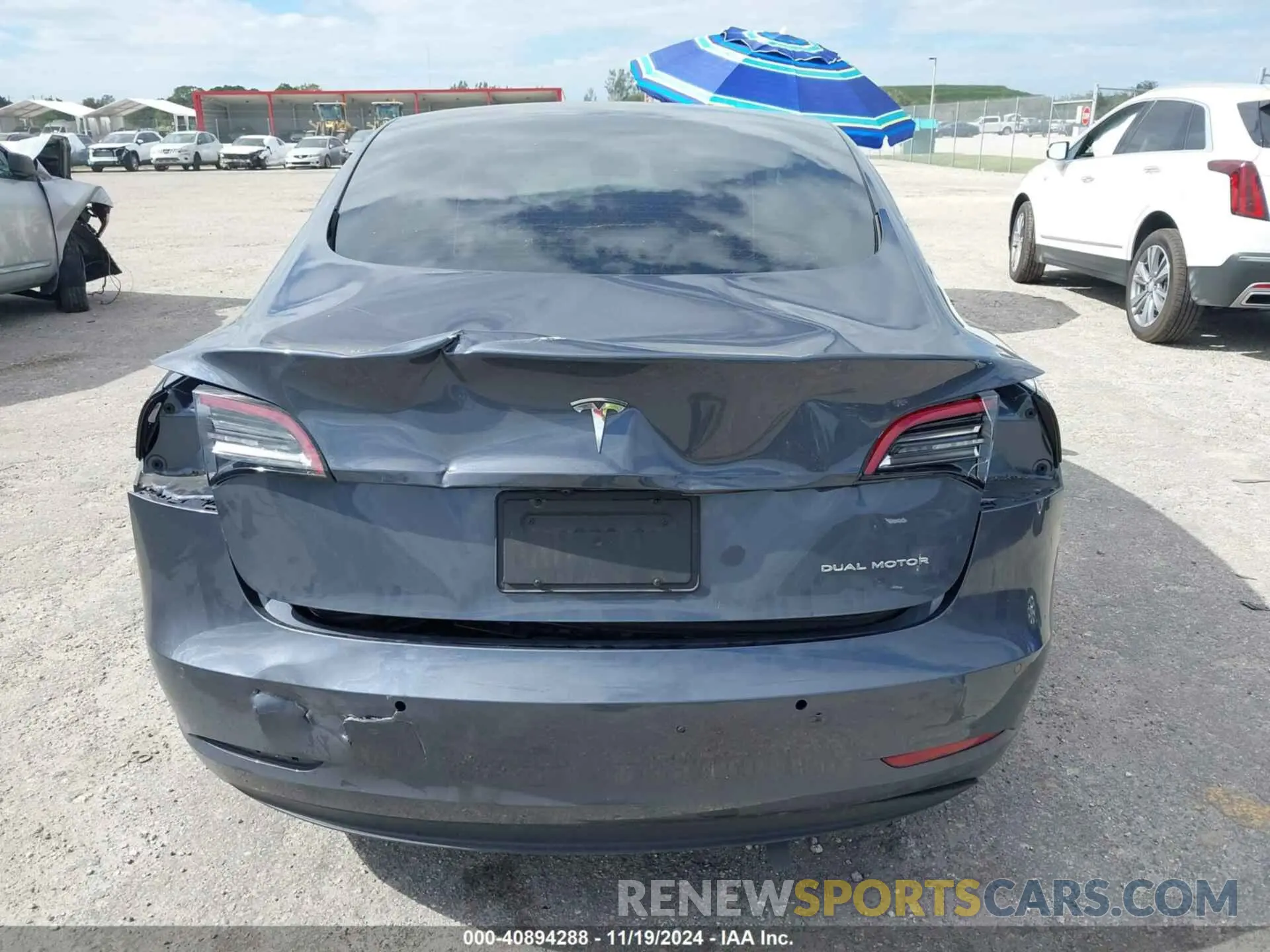 19 fotografías del automóvil dañado 5YJ3E1EB6NF264489 TESLA MODEL 3 2022