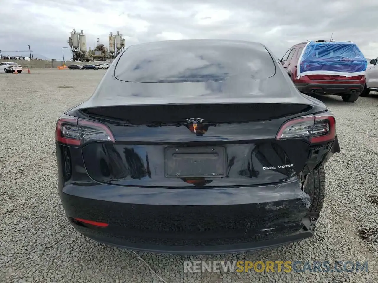 6 fotografías del automóvil dañado 5YJ3E1EB6NF334914 TESLA MODEL 3 2022