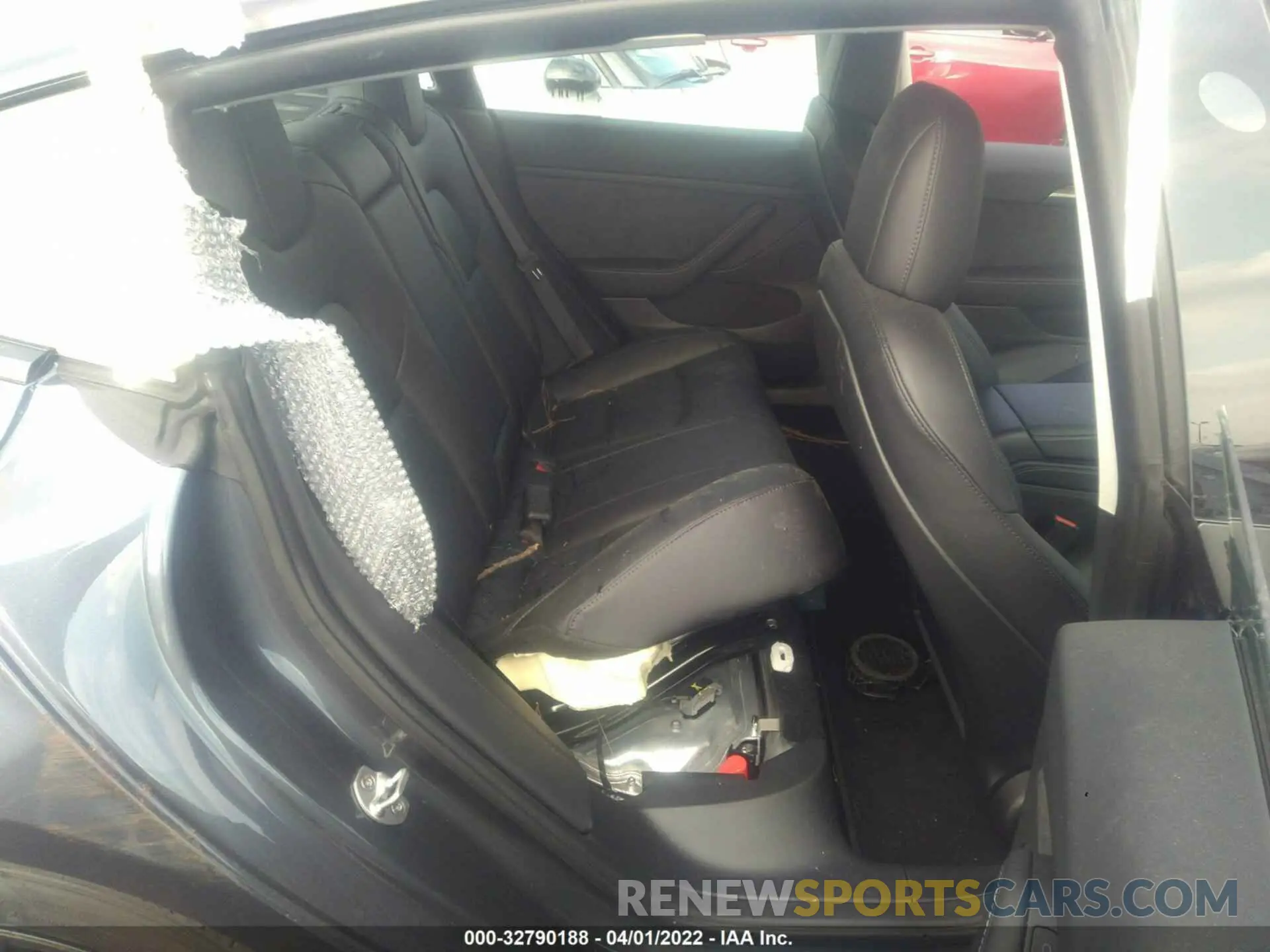 8 fotografías del automóvil dañado 5YJ3E1EB7NF117534 TESLA MODEL 3 2022
