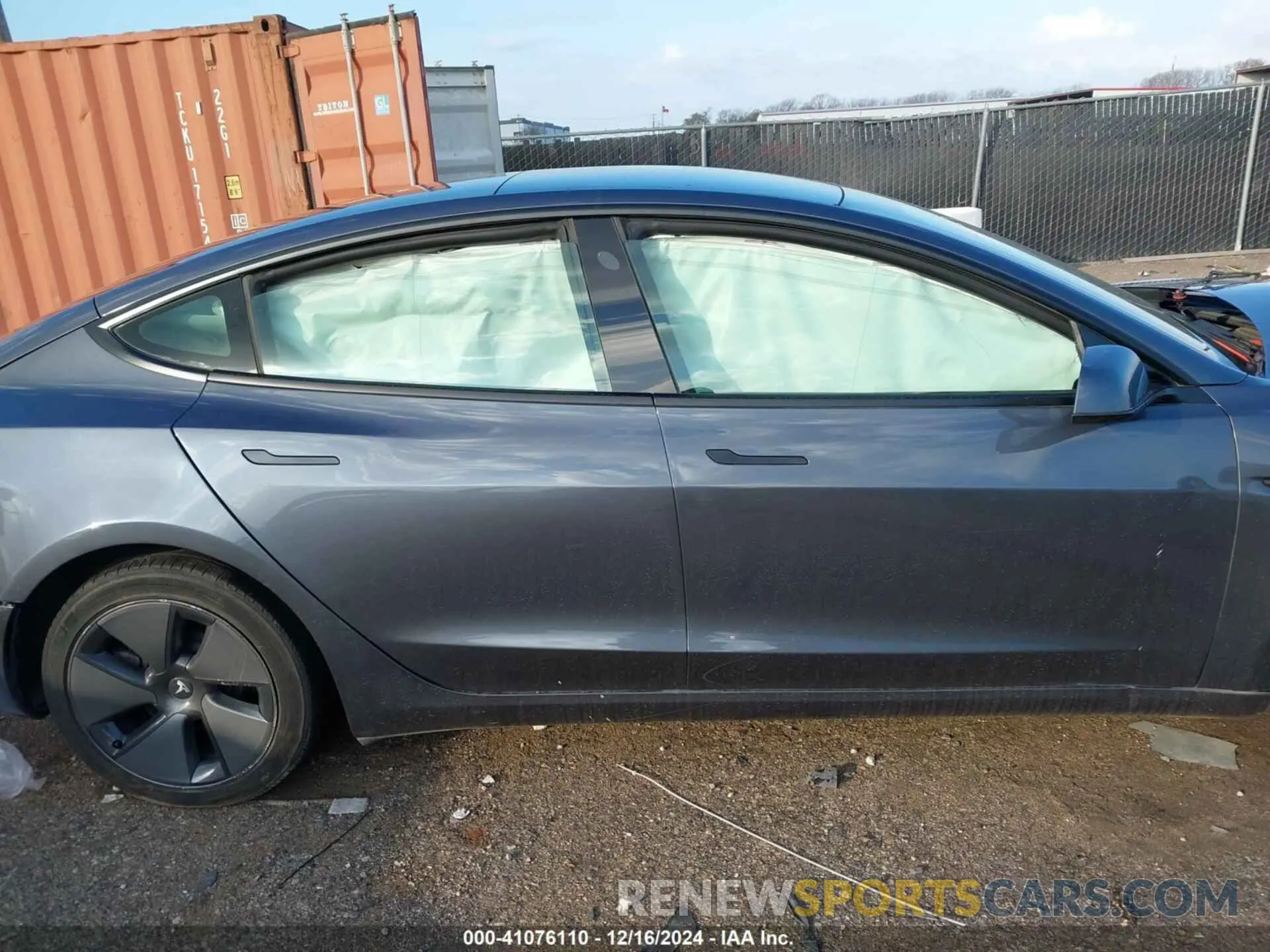 12 fotografías del automóvil dañado 5YJ3E1EB7NF127920 TESLA MODEL 3 2022
