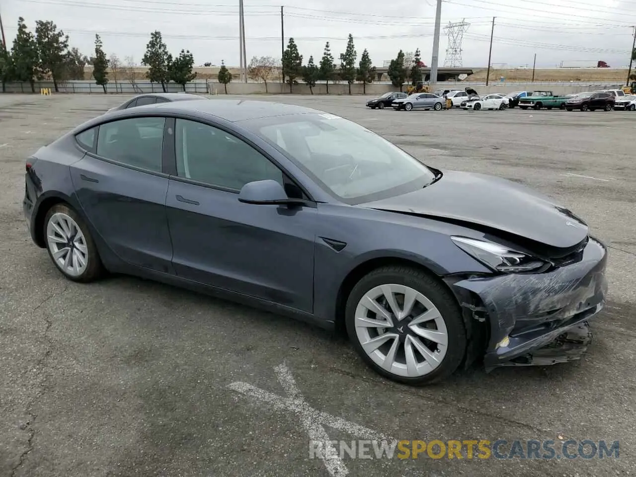 4 fotografías del automóvil dañado 5YJ3E1EB7NF131613 TESLA MODEL 3 2022