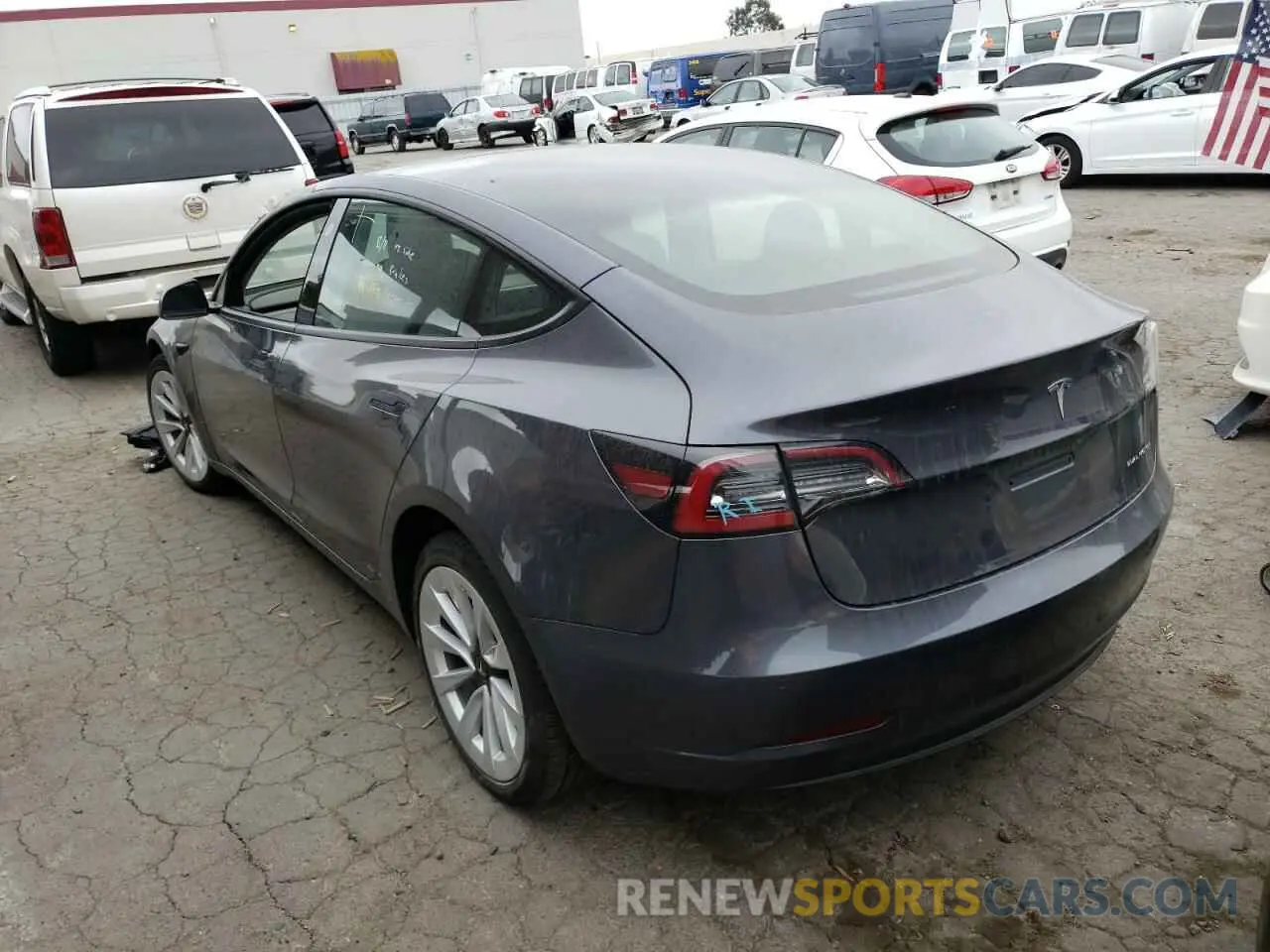 3 fotografías del automóvil dañado 5YJ3E1EB7NF145754 TESLA MODEL 3 2022
