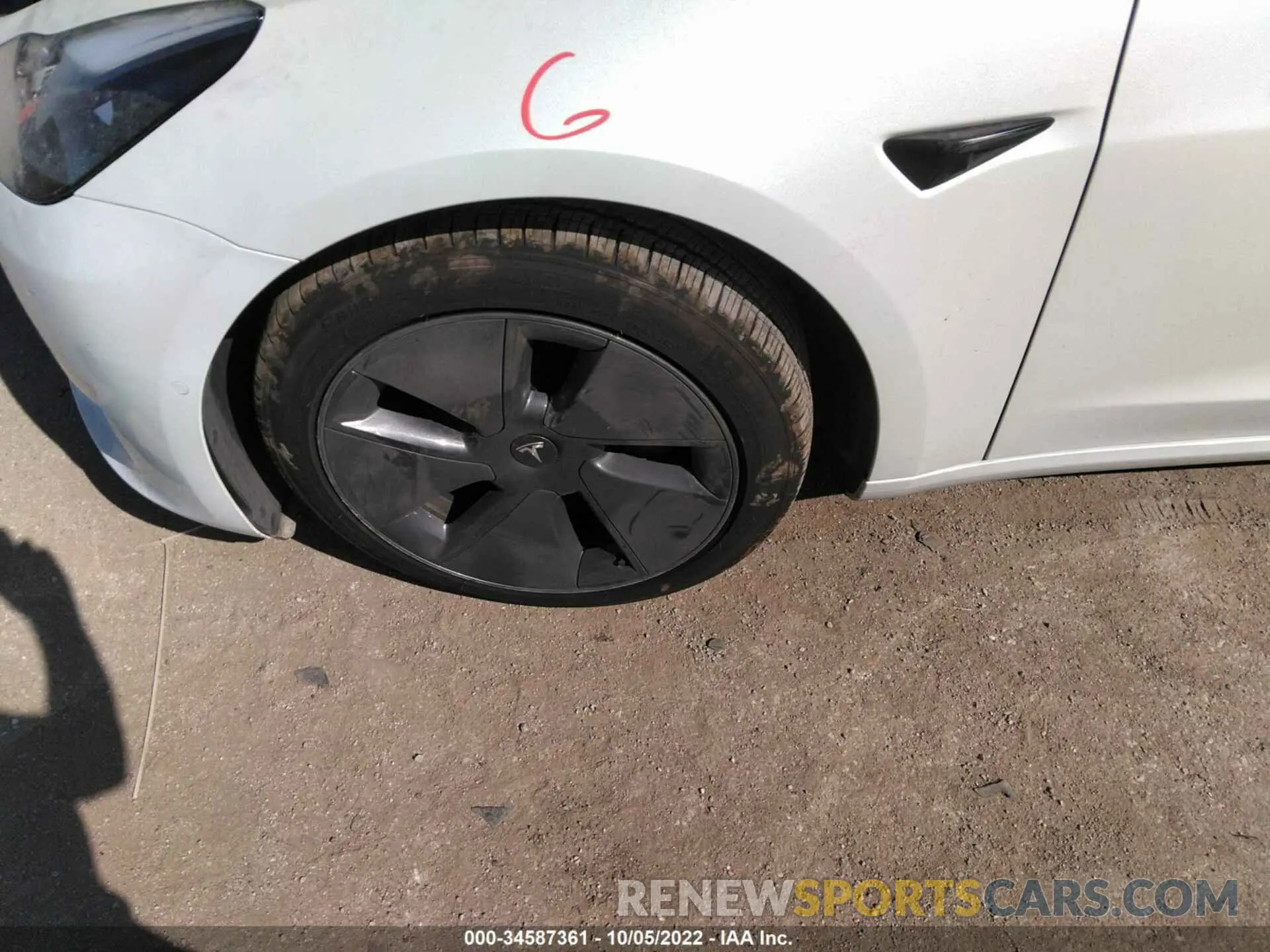 12 fotografías del automóvil dañado 5YJ3E1EB7NF172498 TESLA MODEL 3 2022