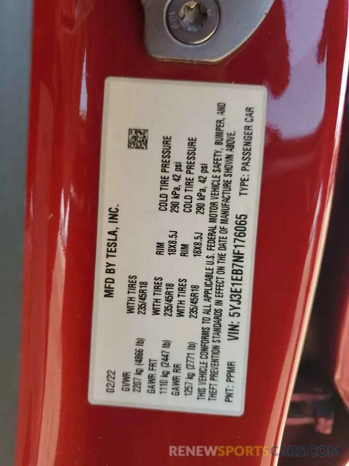 12 fotografías del automóvil dañado 5YJ3E1EB7NF176065 TESLA MODEL 3 2022