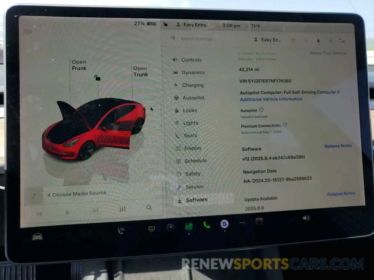 9 fotografías del automóvil dañado 5YJ3E1EB7NF176065 TESLA MODEL 3 2022