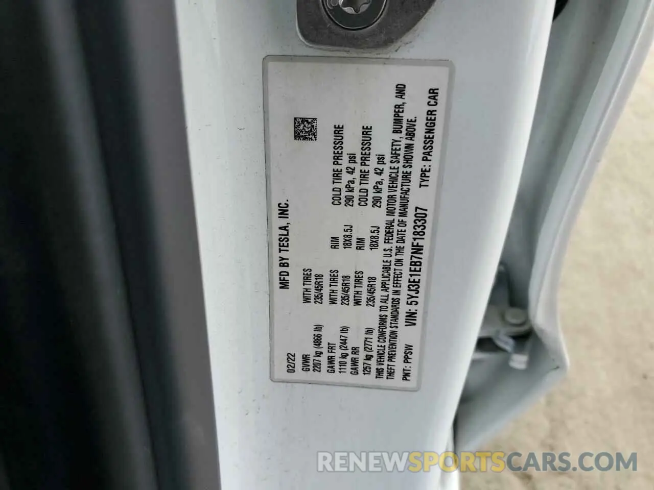 13 fotografías del automóvil dañado 5YJ3E1EB7NF183307 TESLA MODEL 3 2022