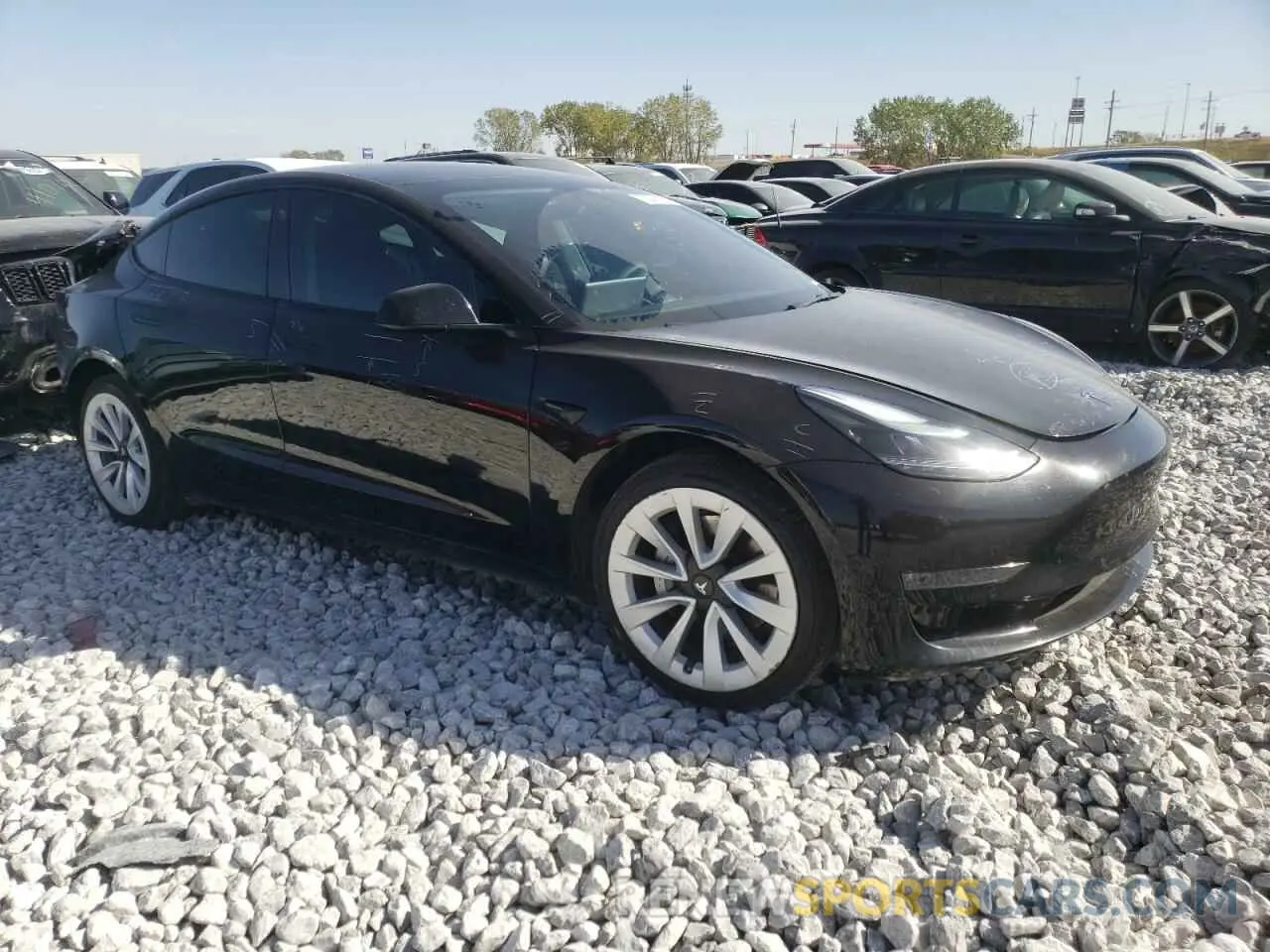 4 fotografías del automóvil dañado 5YJ3E1EB7NF190399 TESLA MODEL 3 2022