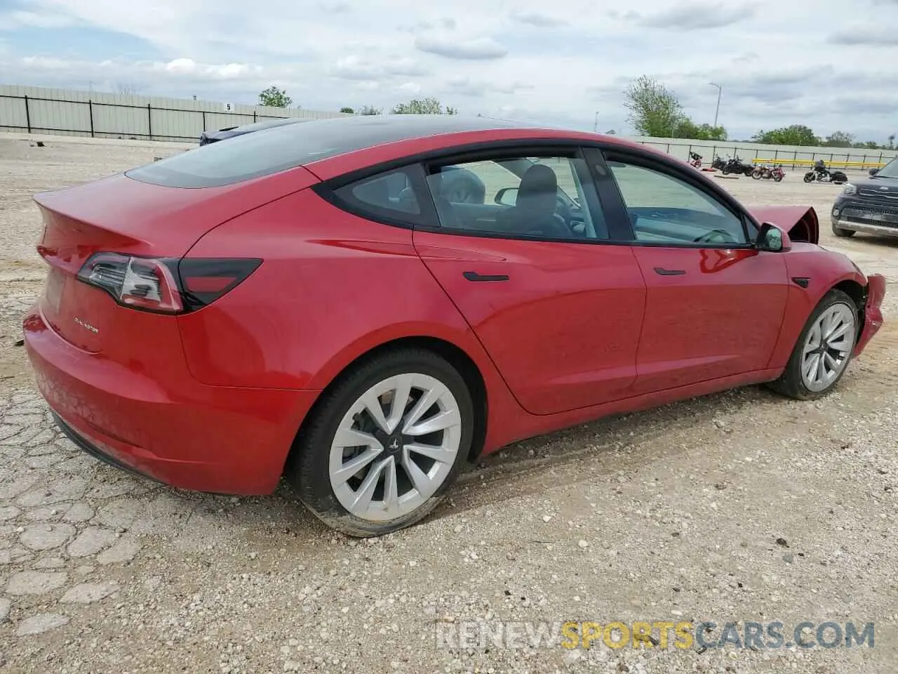 3 fotografías del automóvil dañado 5YJ3E1EB7NF190449 TESLA MODEL 3 2022
