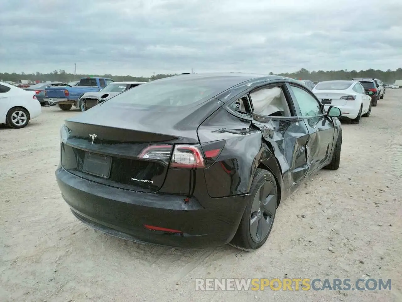 4 fotografías del automóvil dañado 5YJ3E1EB7NF190998 TESLA MODEL 3 2022