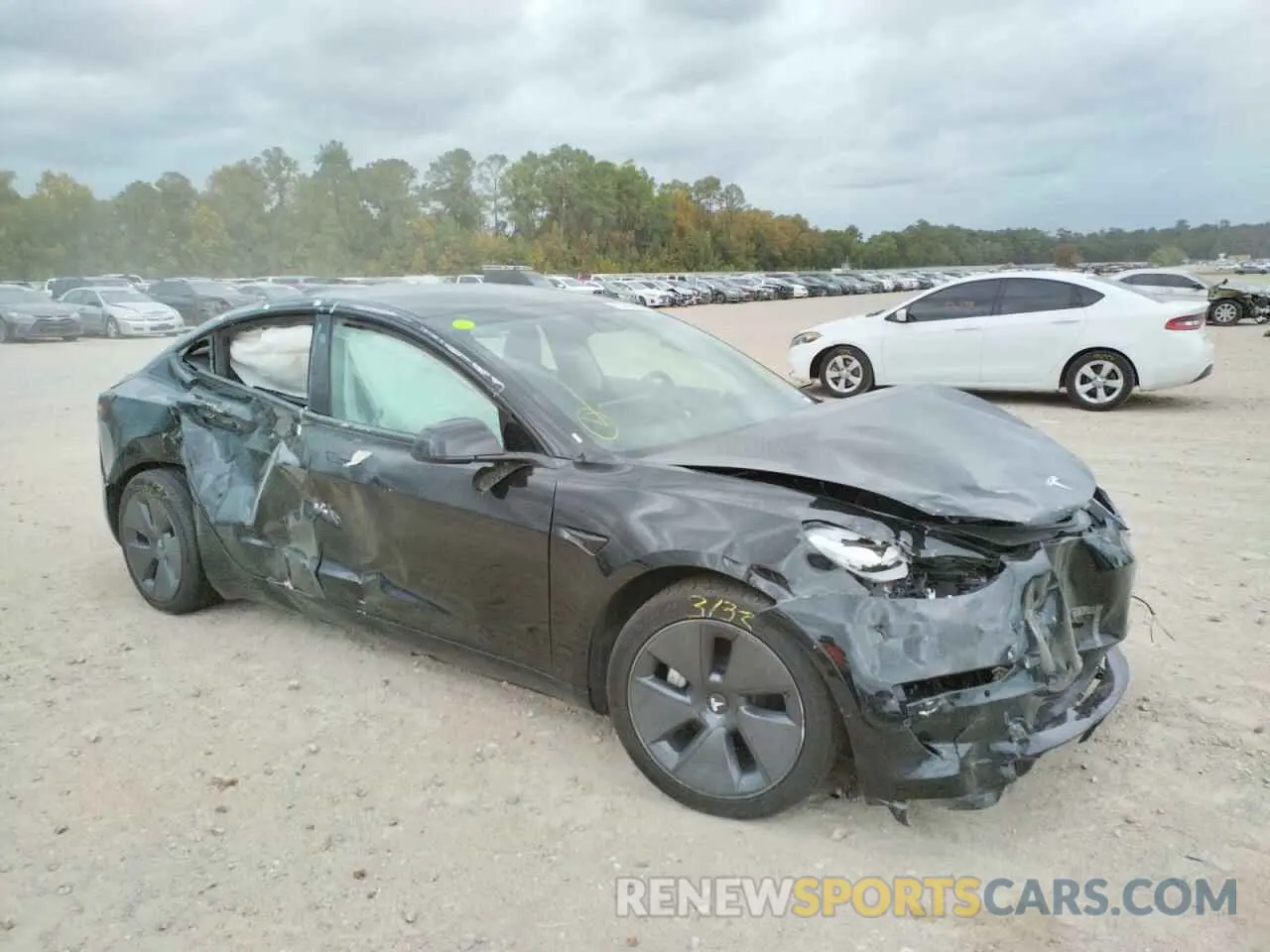 9 fotografías del automóvil dañado 5YJ3E1EB7NF190998 TESLA MODEL 3 2022