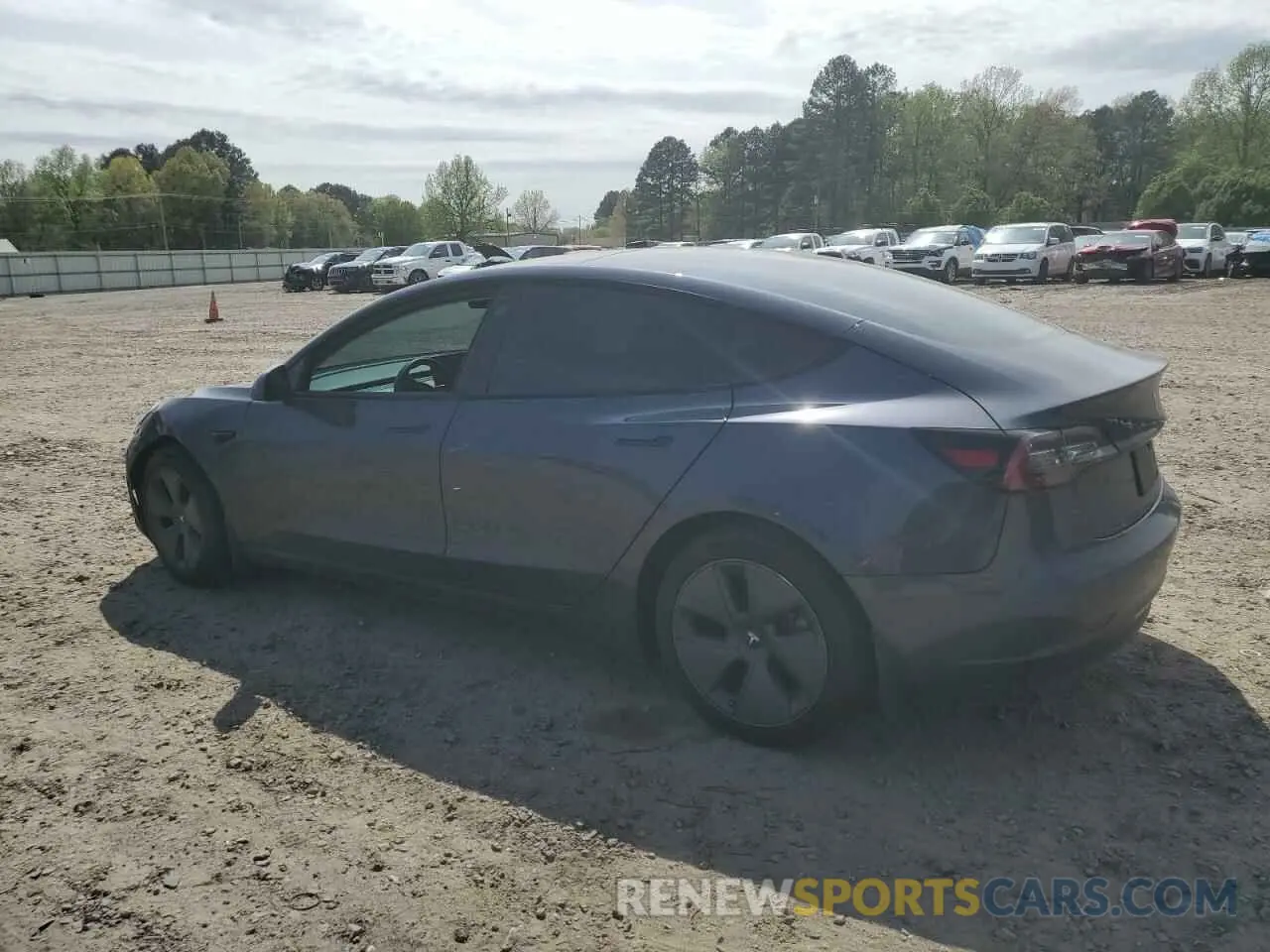 2 fotografías del automóvil dañado 5YJ3E1EB7NF198115 TESLA MODEL 3 2022