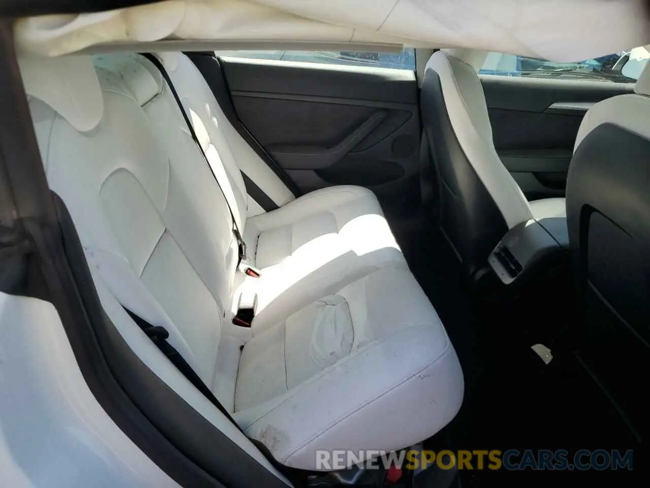 10 fotografías del automóvil dañado 5YJ3E1EB7NF228519 TESLA MODEL 3 2022