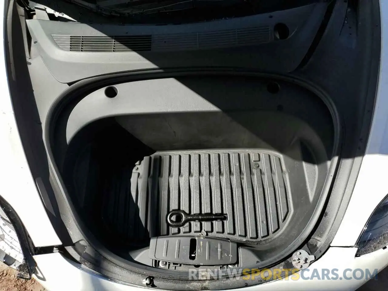 11 fotografías del automóvil dañado 5YJ3E1EB7NF228519 TESLA MODEL 3 2022